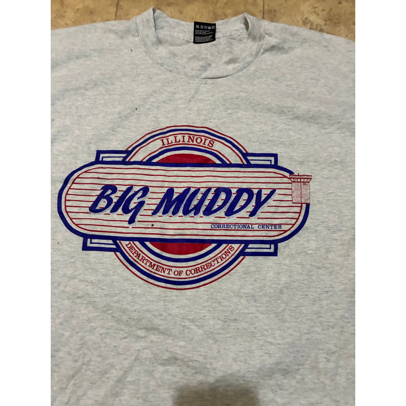 Fruit Of The Loom Vintage Gray T-Shirt XL Illinois Big Muddy Prison Size US XL / EU 56 / 4 - 4 Thumbnail