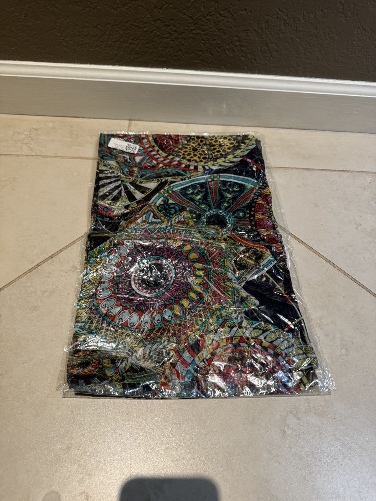 Vintage Multi Silk Scarf Pinwheel Size ONE SIZE - 1 Thumbnail
