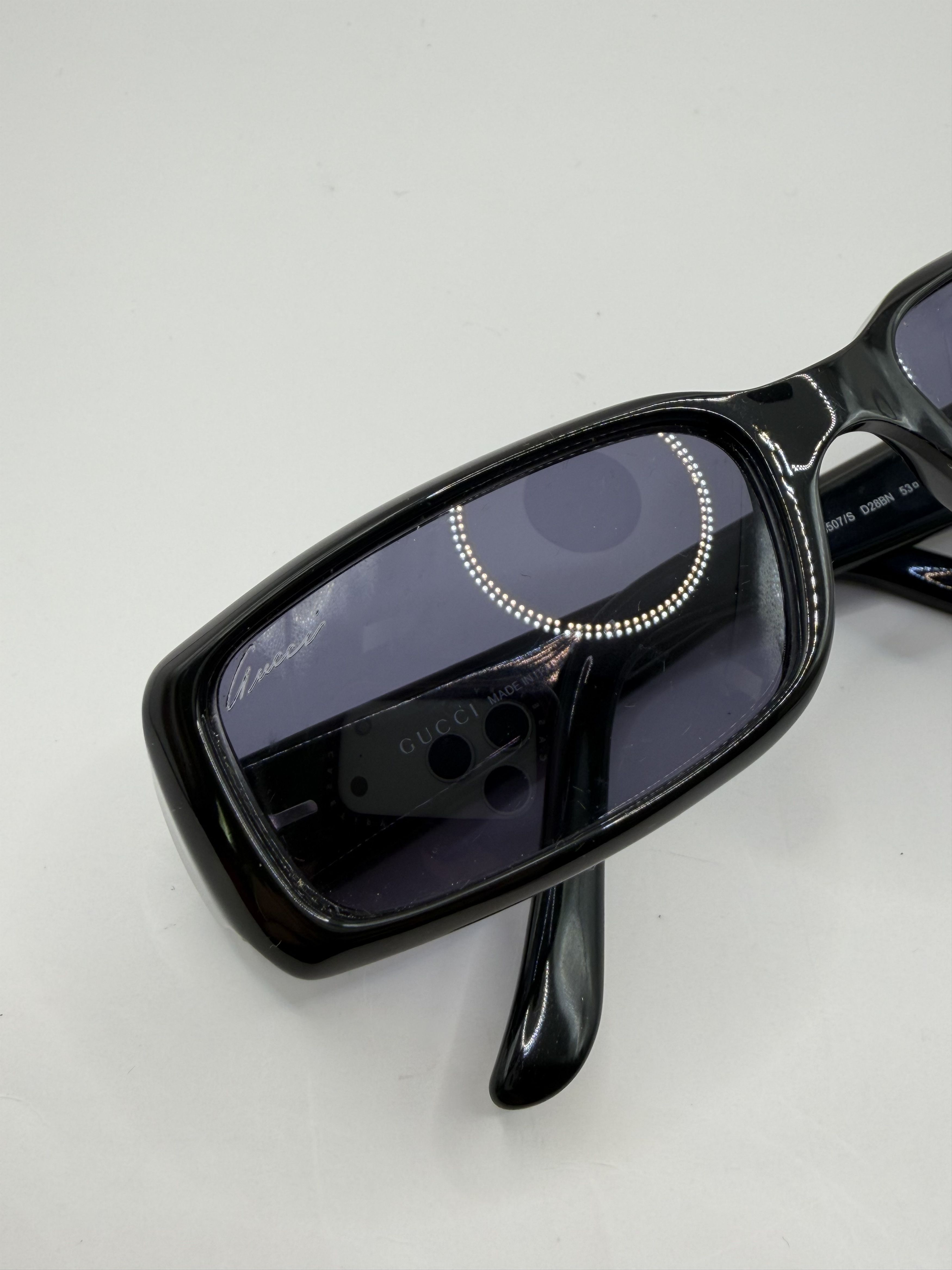 Gucci Gucci black sunglasses Size ONE SIZE - 9 Thumbnail