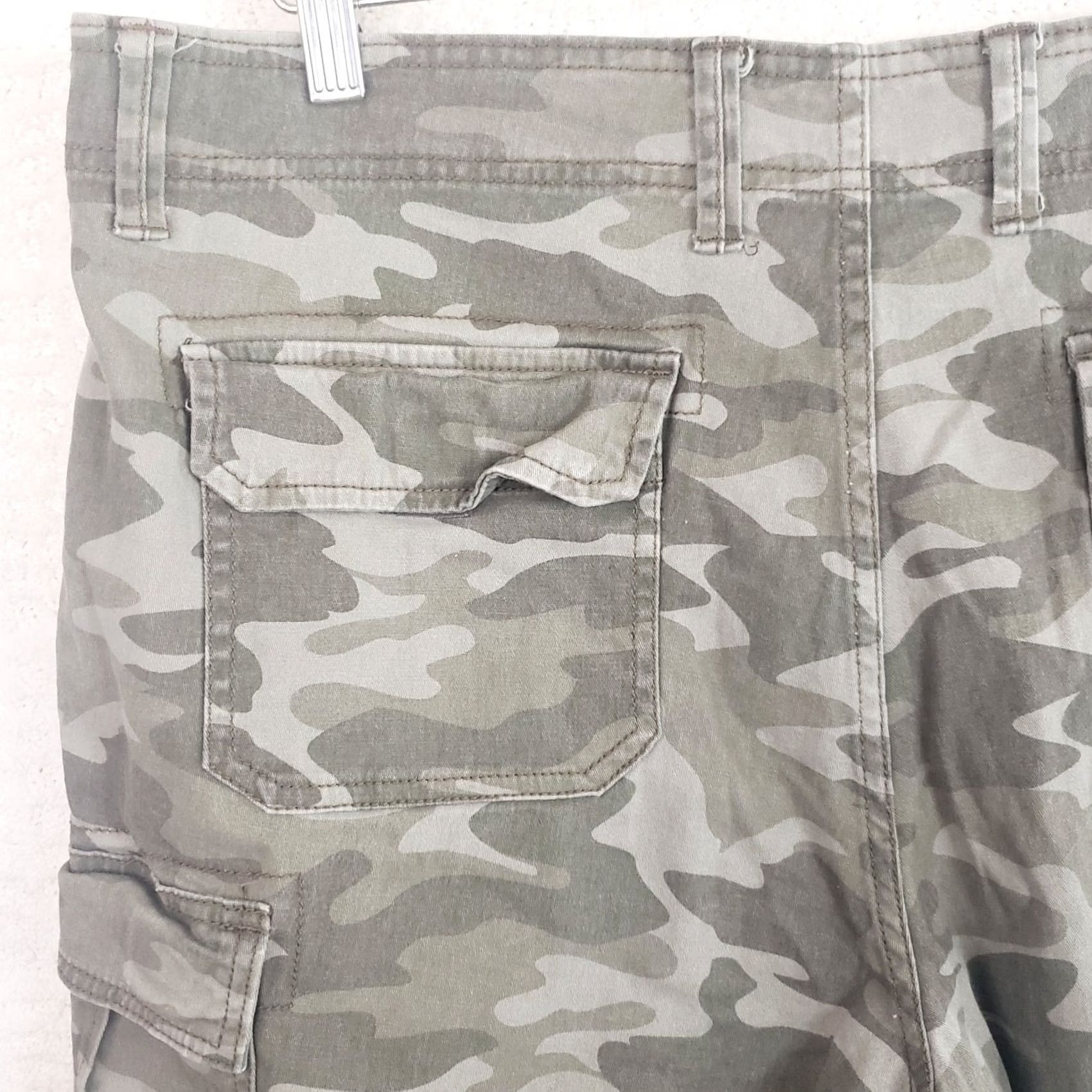 George George Camo Cargo Shorts Men's 38 Cotton Stretch Snap 10" Inseam Grunge Preppy Size US 38 / EU 54 - 4 Thumbnail