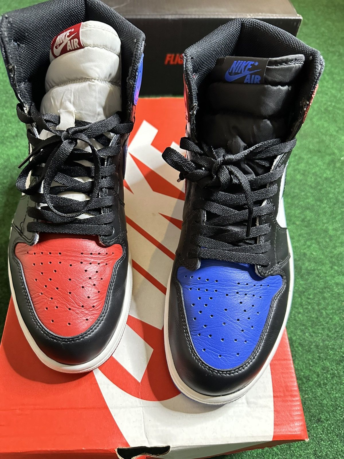 Jordan Brand Air Jordan 1 “top 3” Size US 12 / EU 45 - 3 Thumbnail