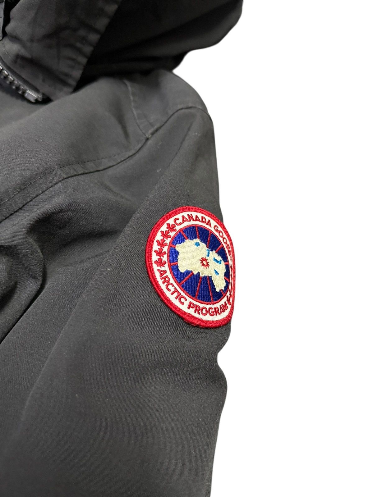 Canada Goose Canada Goose Chateau Parka Size US S / EU 44-46 / 1 - 6 Thumbnail