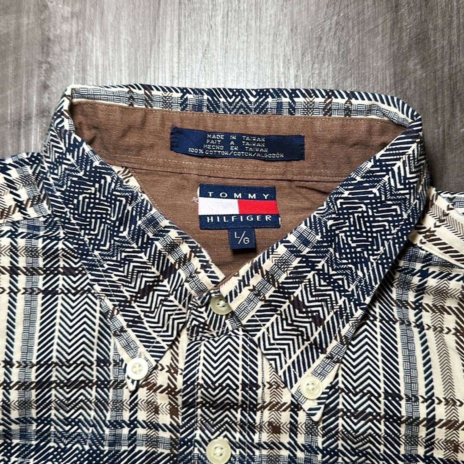 Tommy Hilfiger Tommy Hilfiger Vintage Long Sleeve Button Down - Large Size US L / EU 52-54 / 3 - 6 Thumbnail