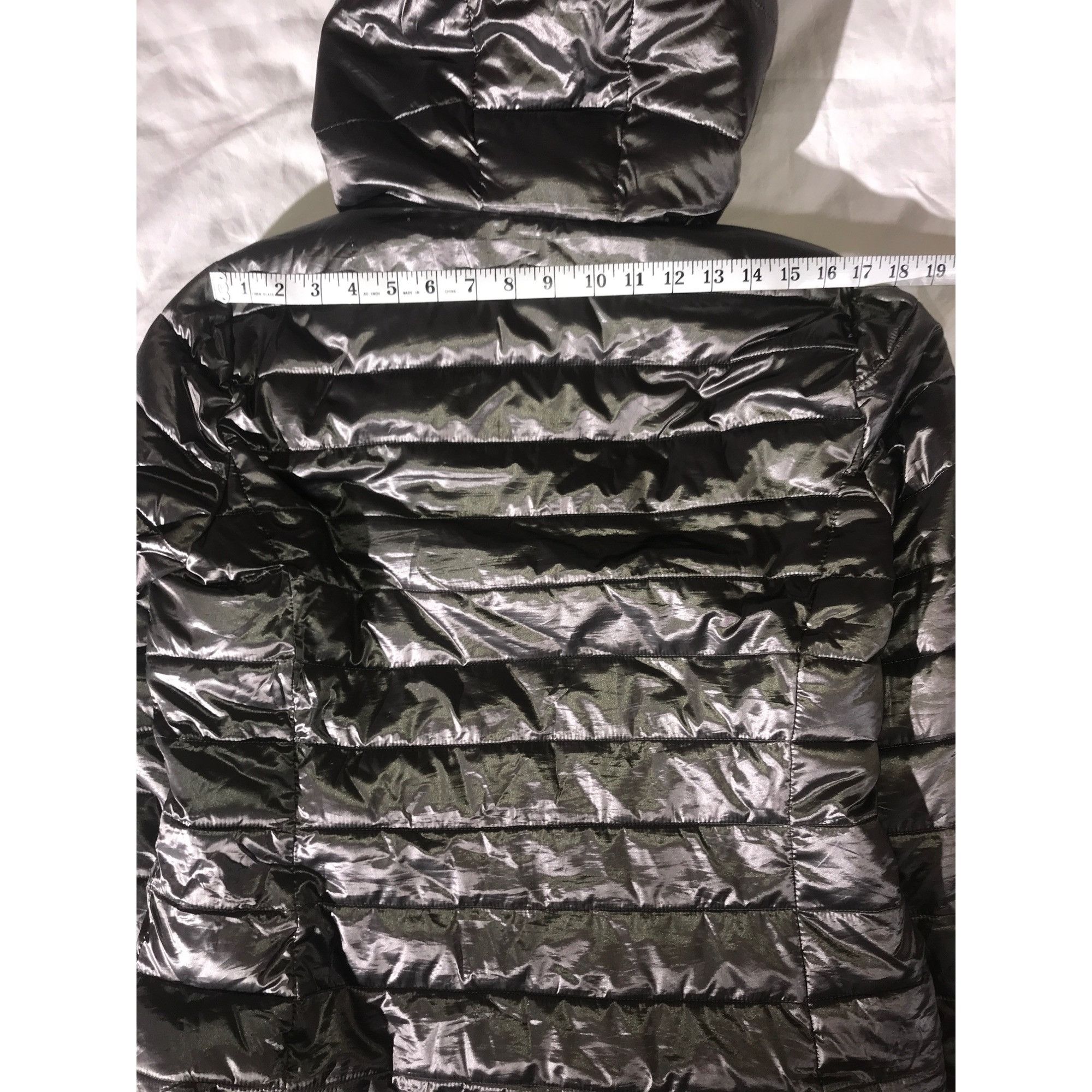 Andrew Marc Andrew Marc Womens Reversible Gray Quilt/Black Faux Fur Coat Size S / US 4 / IT 40 - 11 Thumbnail