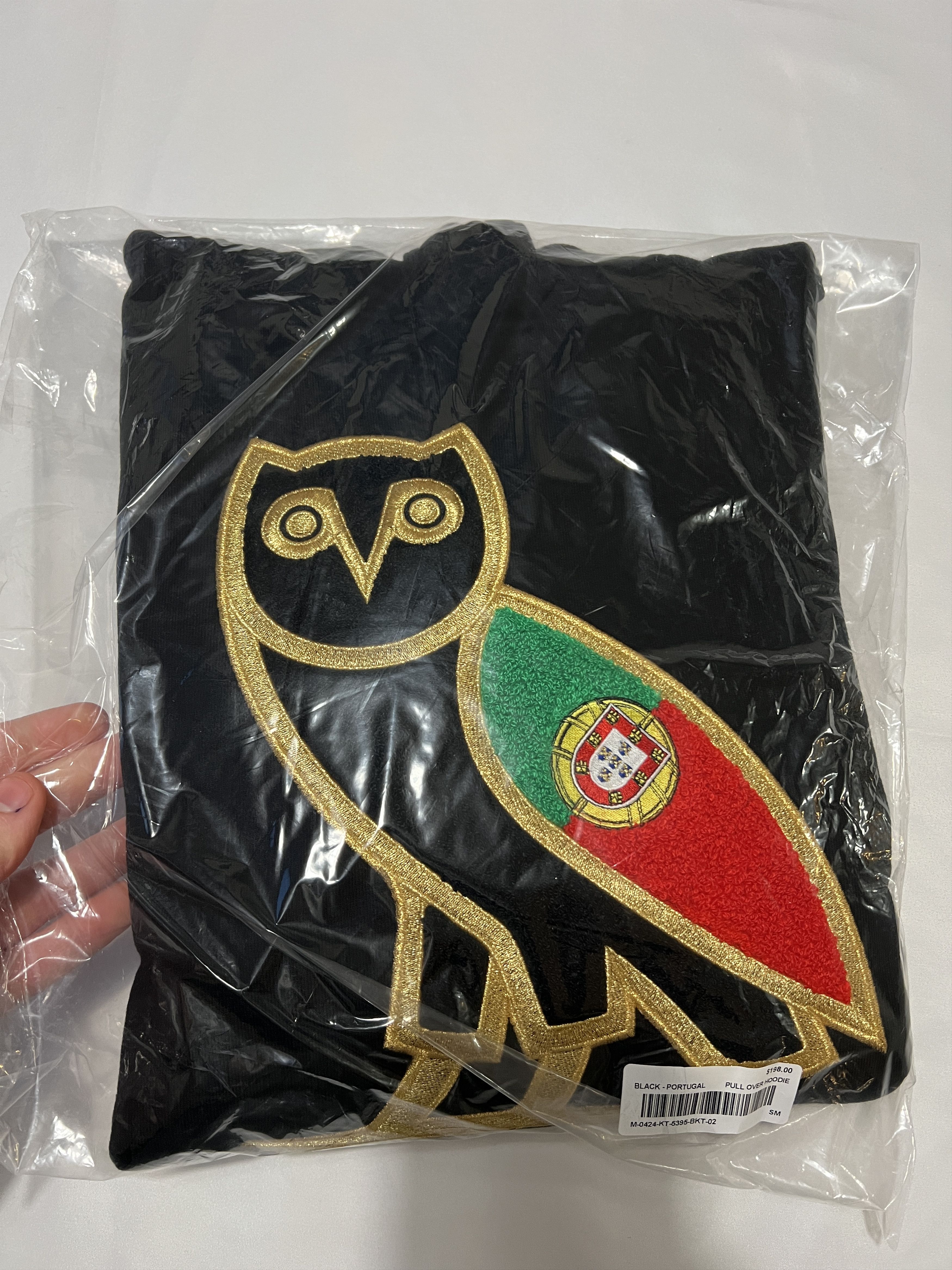 Drake OVO PORTUGAL OG OWL HOODIE 2024 BRAND NEW IN HAND Size US S / EU 44-46 / 1 - 1 Thumbnail