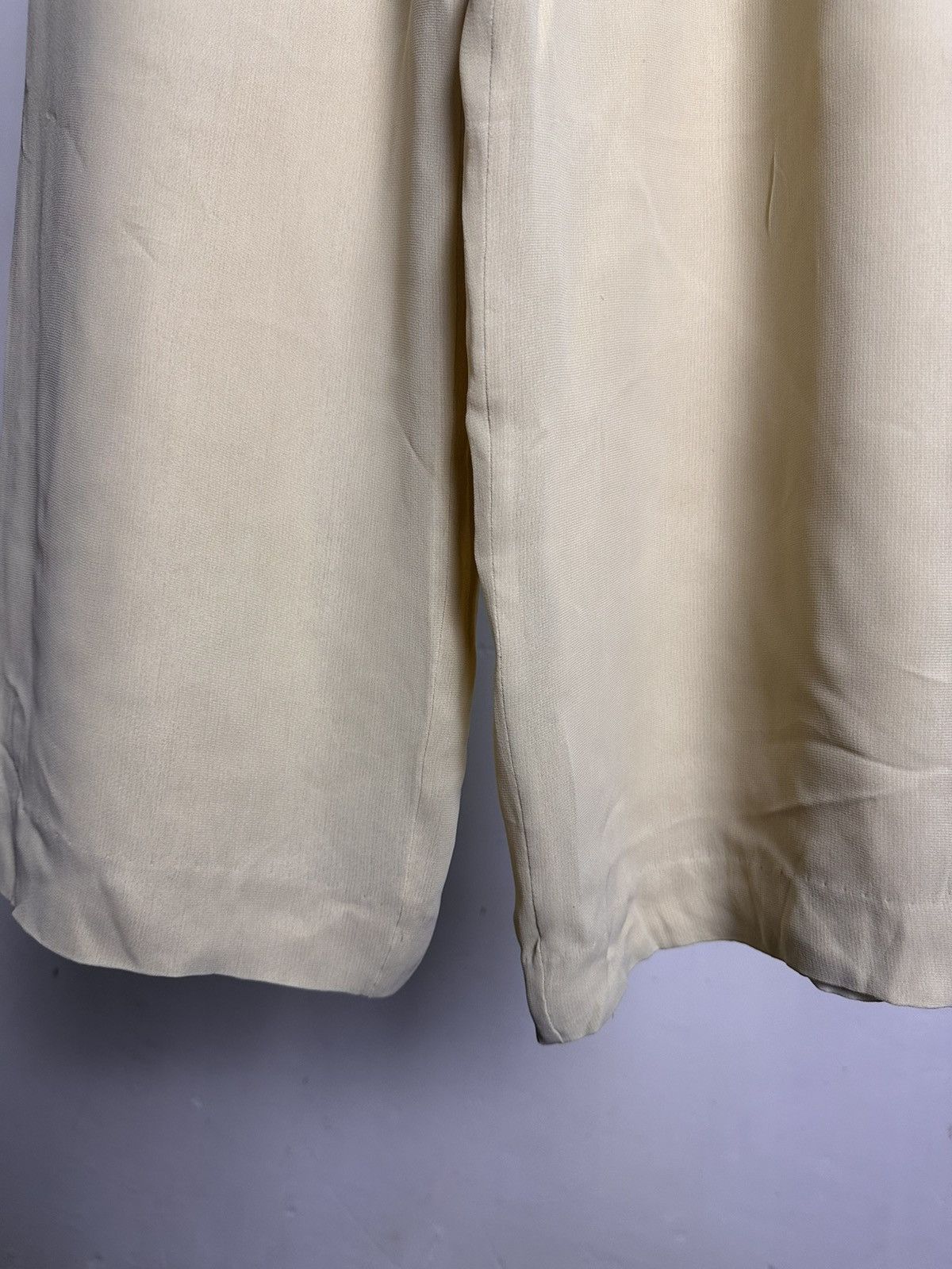 Emporio Armani 80’s Emporio Armani Rayon Wide Leg Pants Size 26" / US 2 / IT 38 - 4 Thumbnail