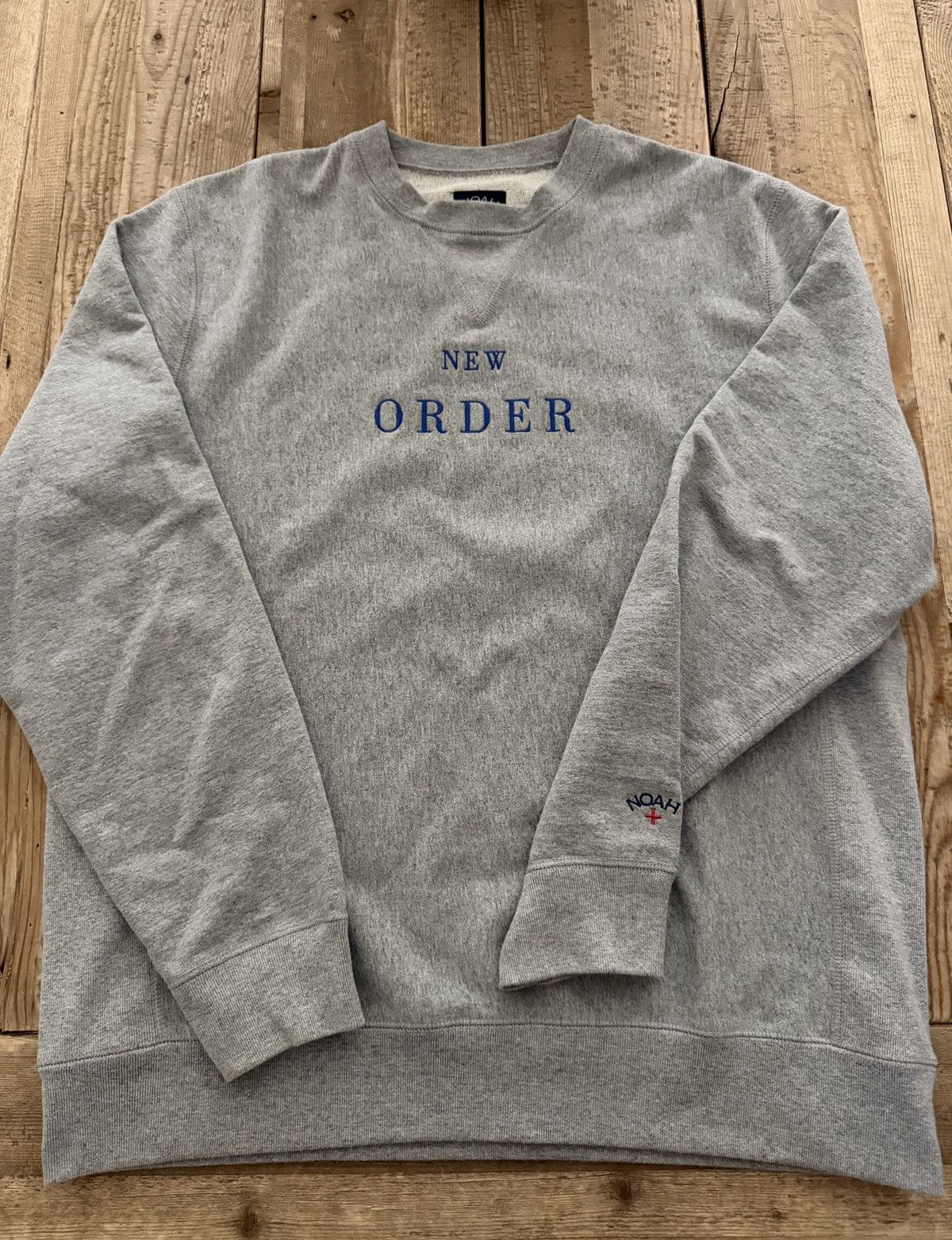 Noah Noah x New Order True Faith Crew Size US L / EU 52-54 / 3 - 1 Thumbnail
