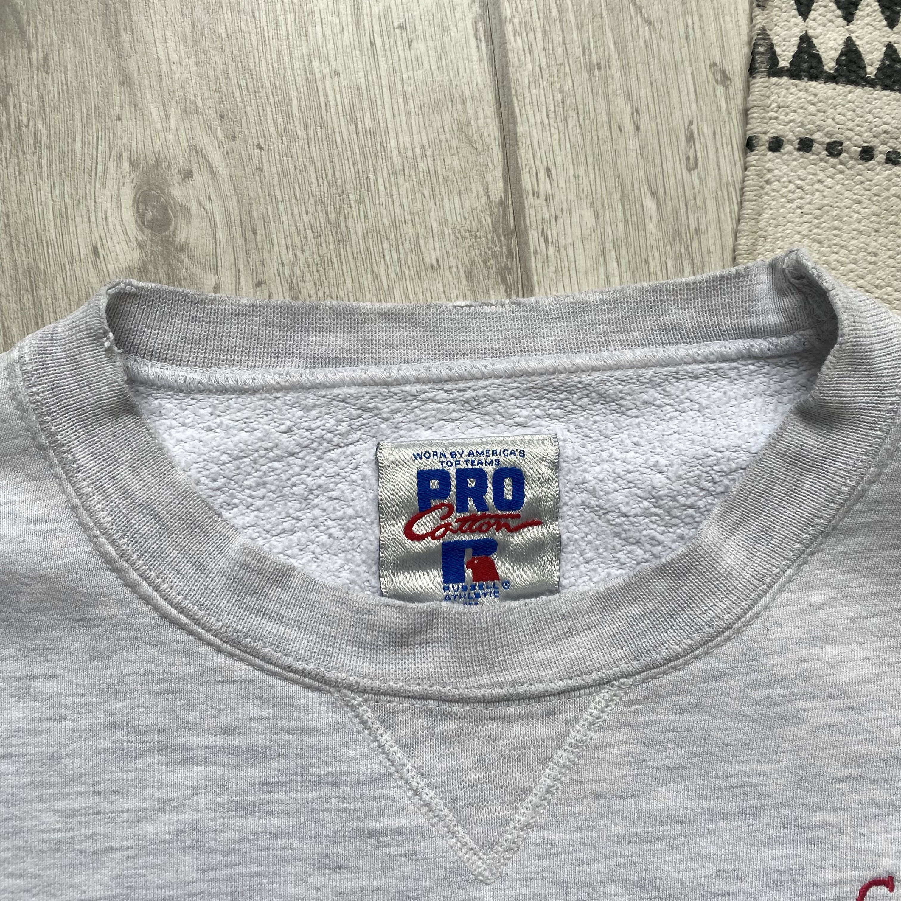 Russell Athletic 80s Vintage Russell Athletic Heavy Sweatshirt Distressed Size US L / EU 52-54 / 3 - 4 Thumbnail