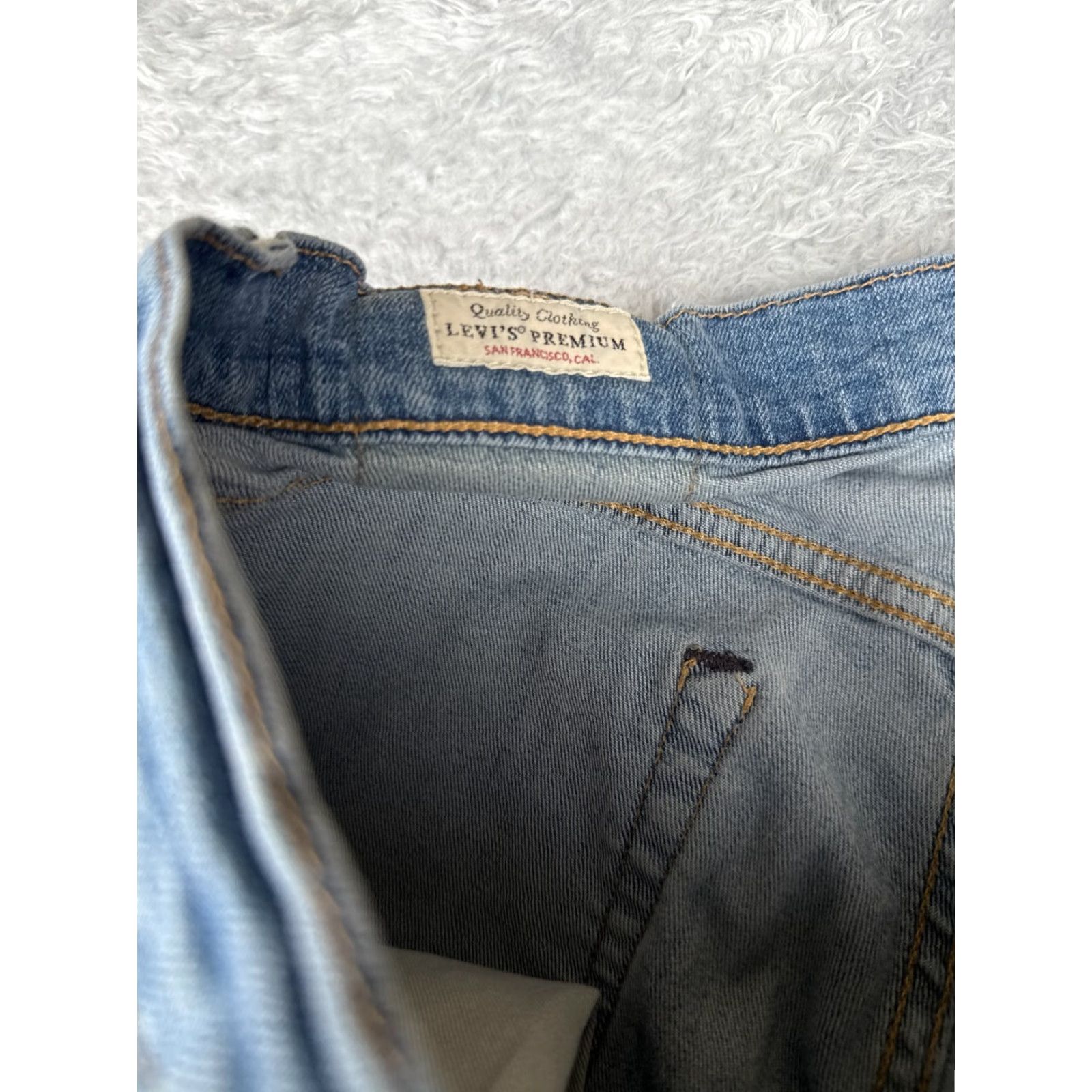 Levi's Levi's Jeans 511 Regular Adult 30 Blue Denim Zip Fly 28x29 Cotton Blend 5-Pocket Design Leather Button Vintage No Size US 30 / EU 46 - 6 Thumbnail
