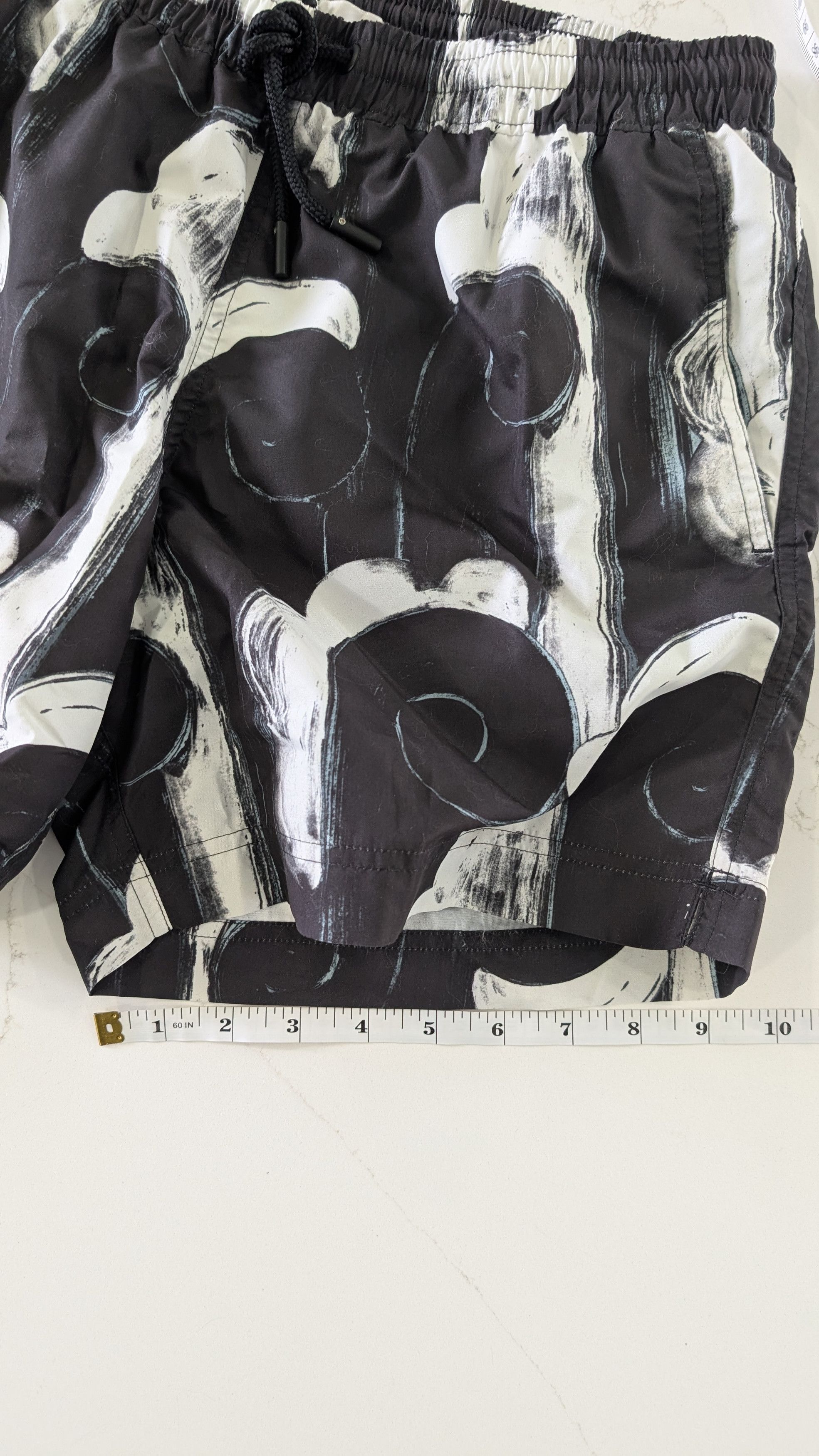 Other COMMAS Mens Classic Swim Shorts S Black White Abstract Print Size US 29 - 7 Thumbnail