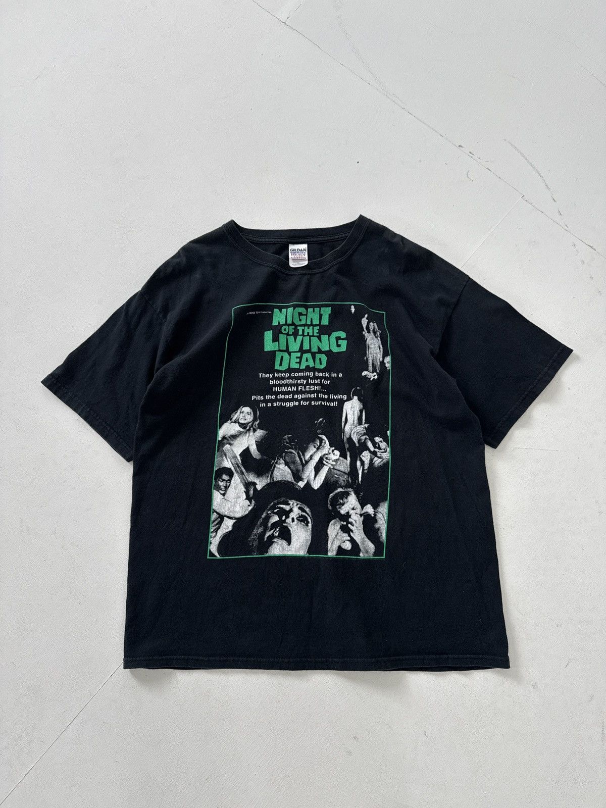 Gildan 00s Night of the living dead XL Size US XL / EU 56 / 4 - 1 Thumbnail