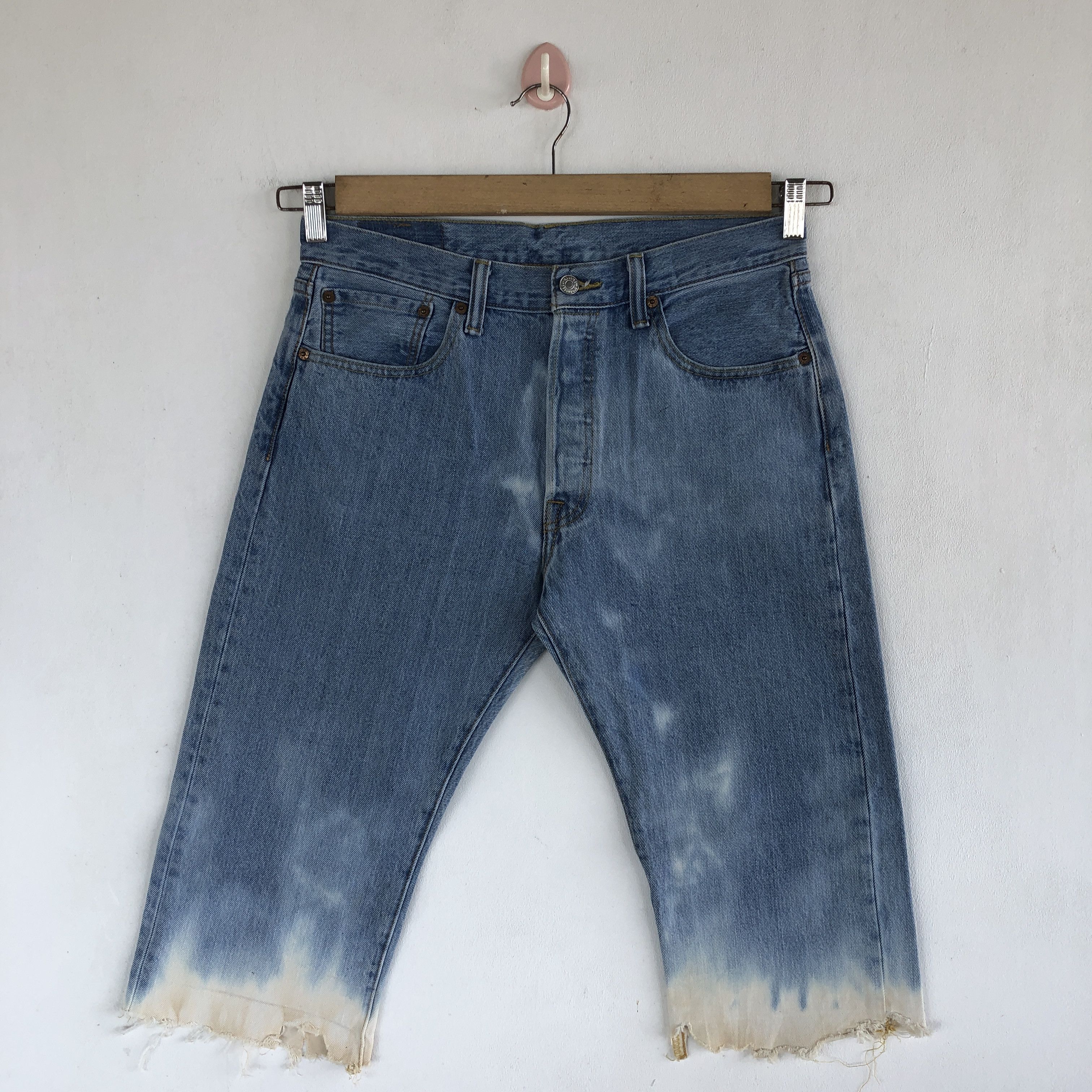 Levi's Vintage Levis 501 Bleach Short Jeans Levis Cut-Off Denim Size US 30 / EU 46 - 1 Thumbnail