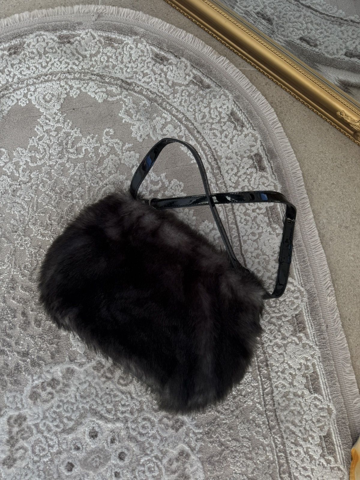 Armani FUR FAUX IF SIX WAS Nine ARMANI JEANS Y2K BAG Size ONE SIZE - 2 Thumbnail