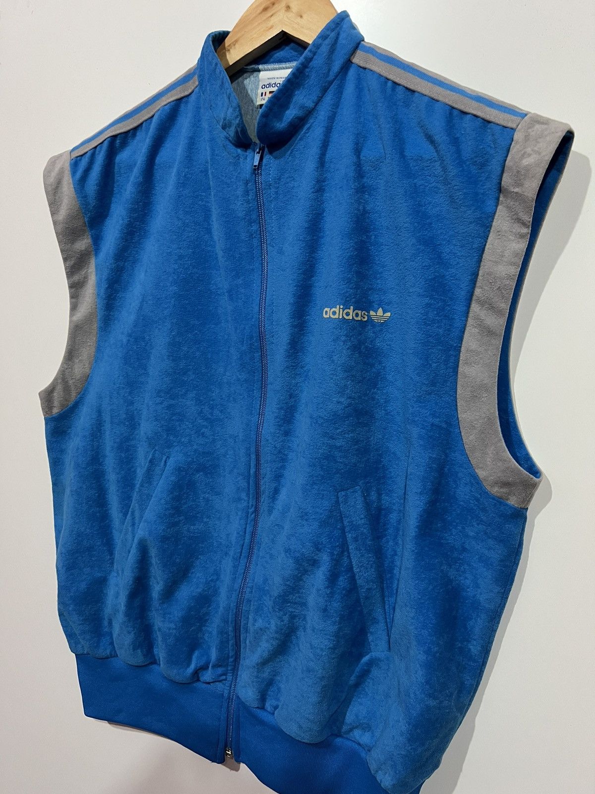 Adidas × Other 🔥 RARE ADIDAS TREFOIL SIDE TAPE SLEEVLESS JACKET - M Size US M / EU 48-50 / 2 - 2 Thumbnail