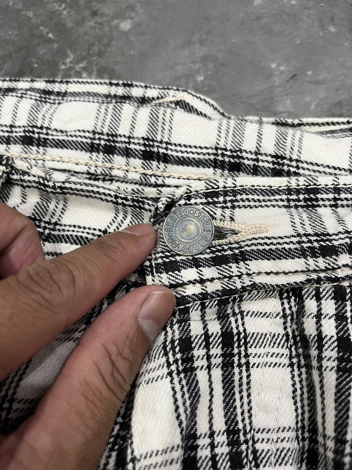 Evisu VINTAGE EVISU SHORT PANTS Size US 32 / EU 48 - 4 Thumbnail