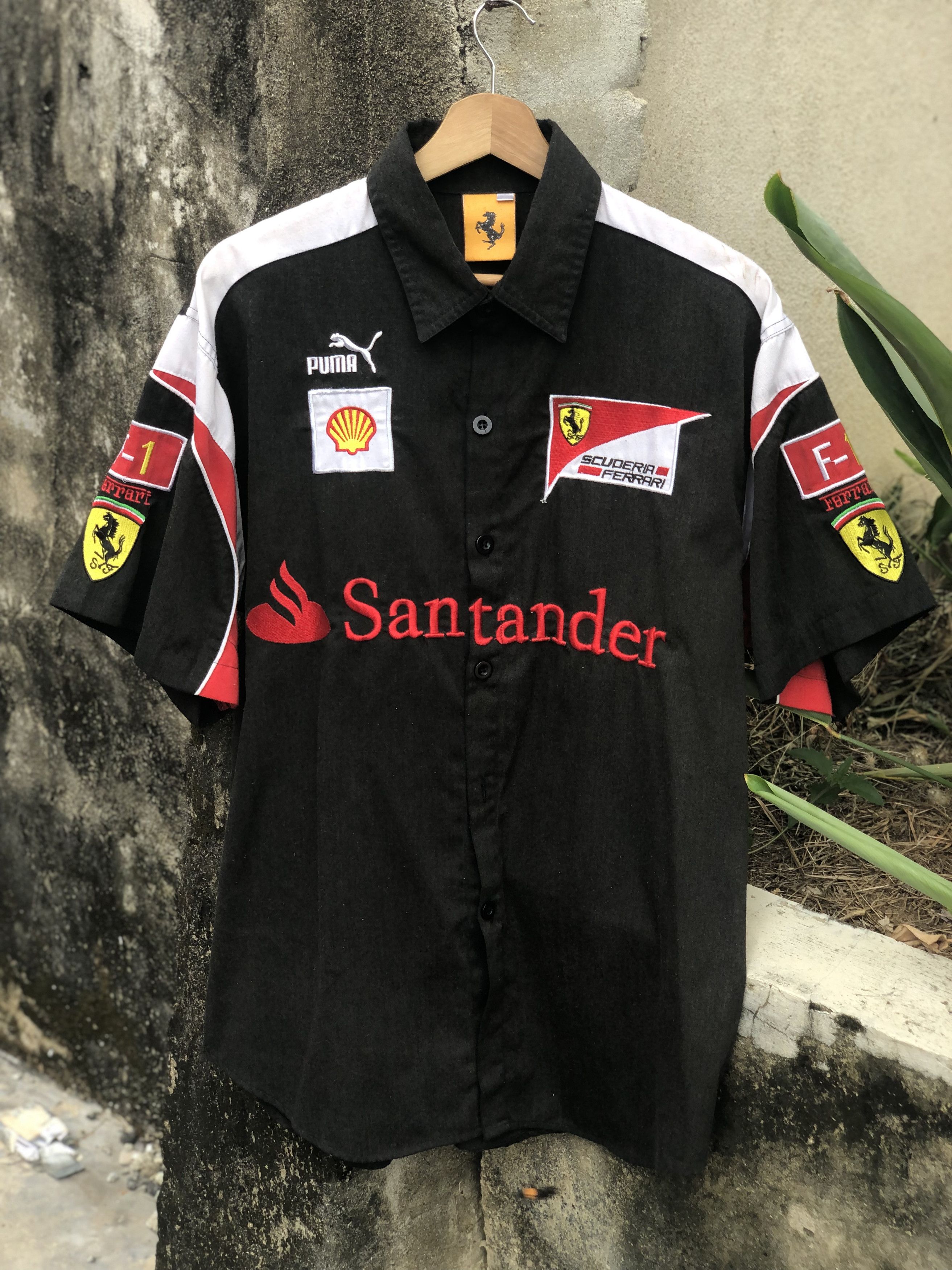Ferrari × Puma Puma Scuderia Ferrari F1 Team Santander Button Shirts Size US L / EU 52-54 / 3 - 1 Thumbnail
