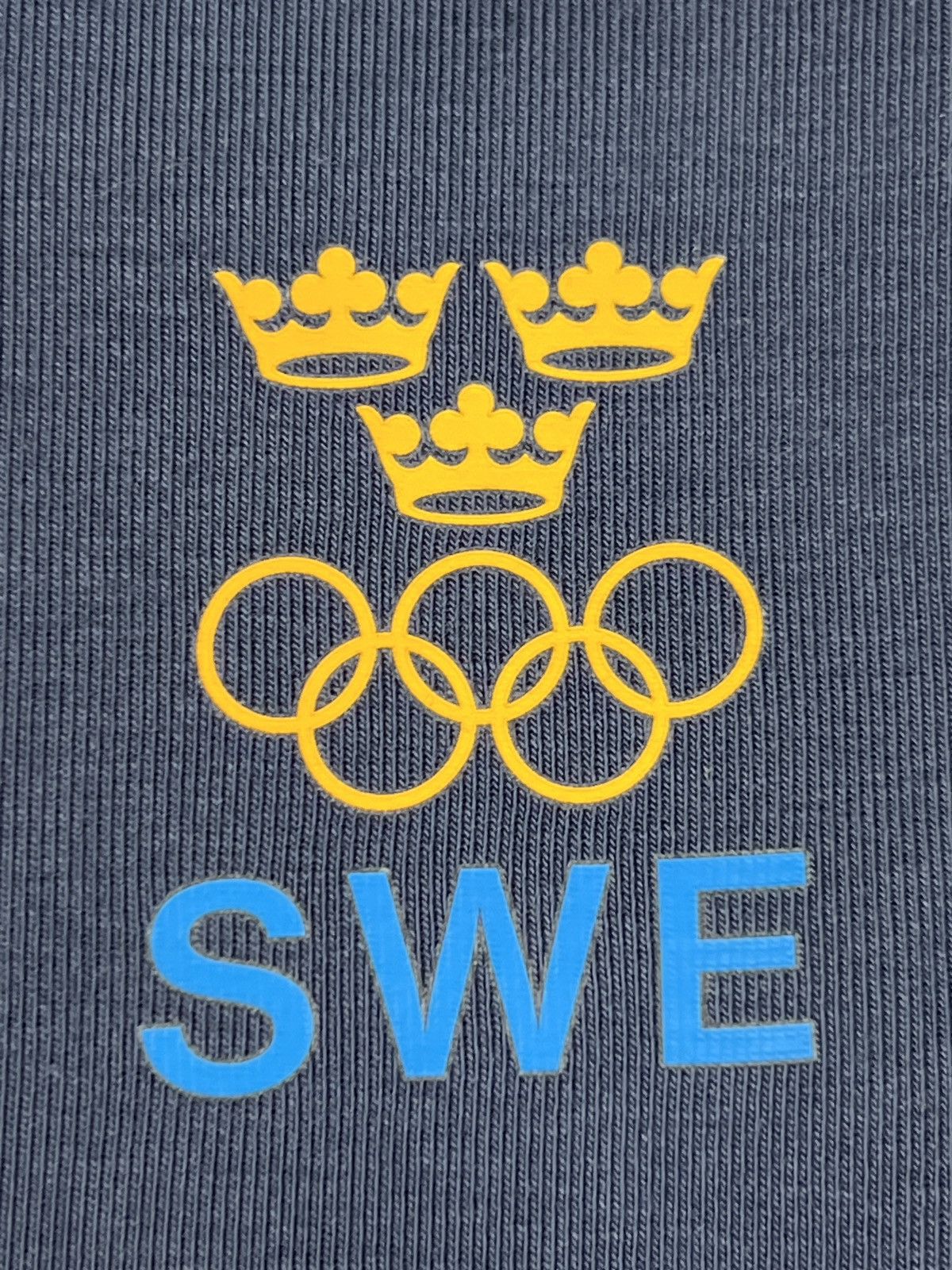 Uniqlo UNIQLO Sweden Athlete Olympic Turtle Mock Neck L/S Mens S Size US S / EU 44-46 / 1 - 4 Thumbnail