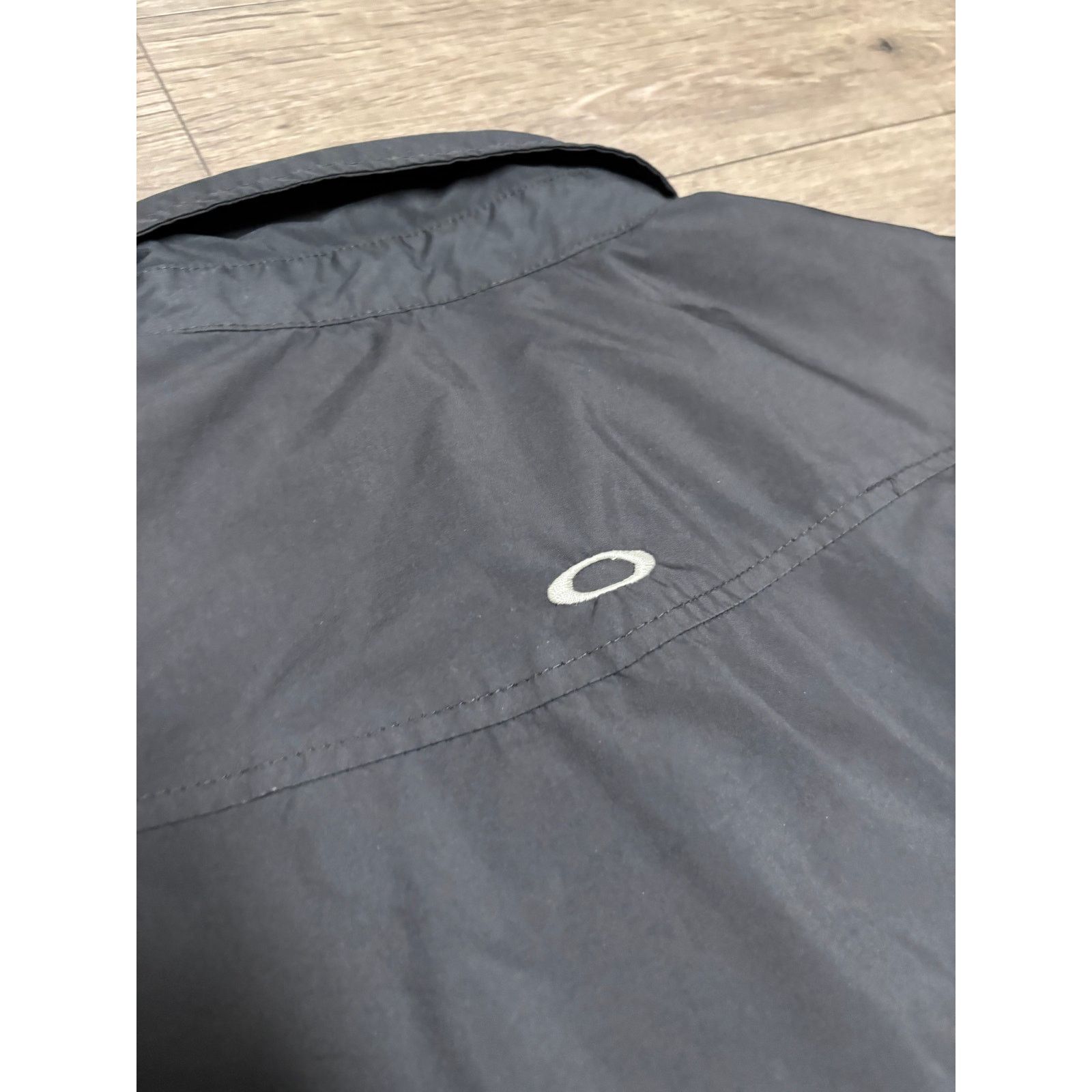 Oakley × Vintage Vintage Oakley Windbreaker Jacket Black Sz M Mens Size US M / EU 48-50 / 2 - 6 Thumbnail