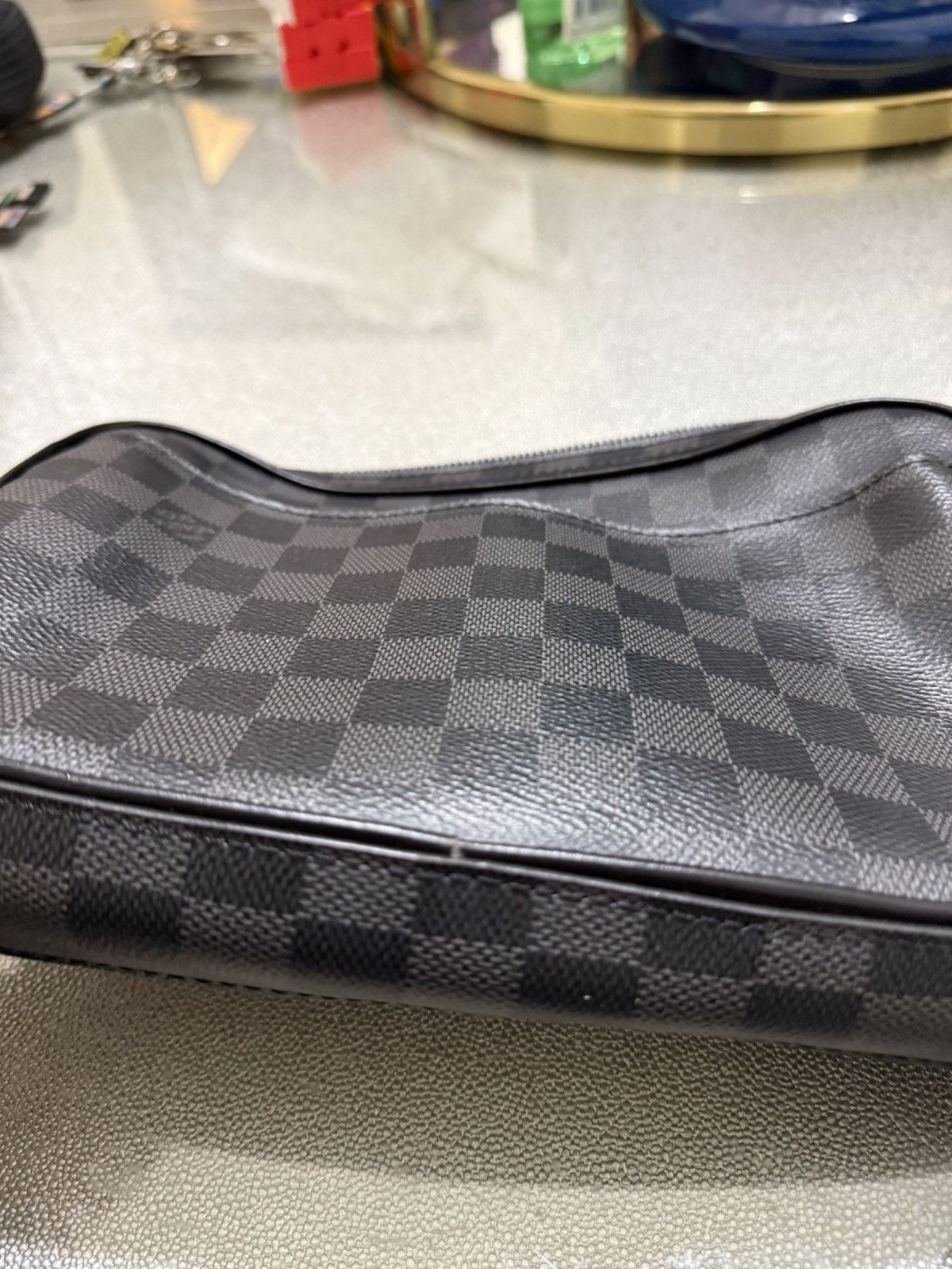 Louis Vuitton Louis Vuitton Damier Alpha Messenger Side Bag Black Size ONE SIZE - 18 Thumbnail