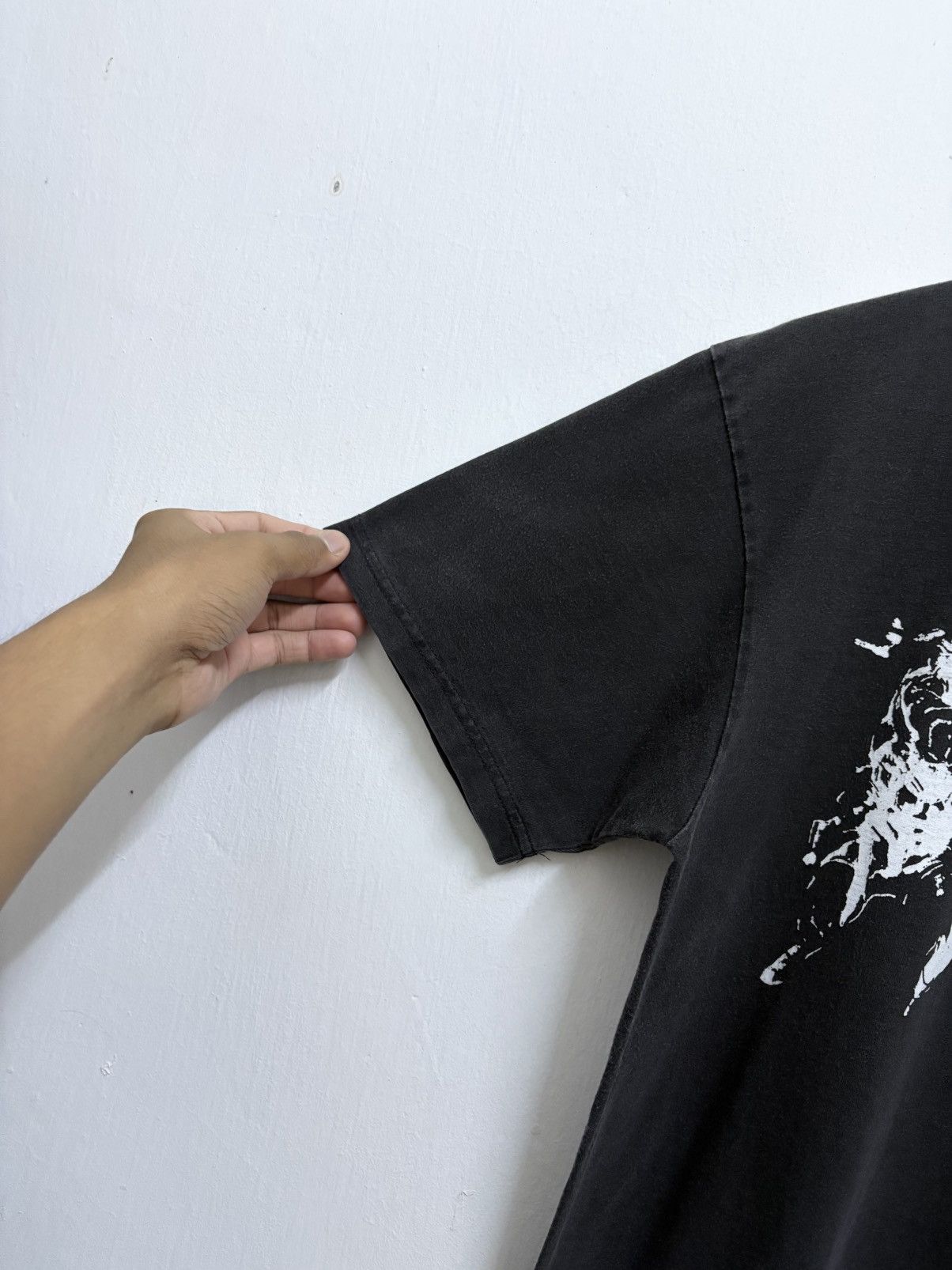 Vintage Vintage 90's Metal Gear Solid - Game Series ( RARE ) T-Shirt Size US M / EU 48-50 / 2 - 7 Thumbnail