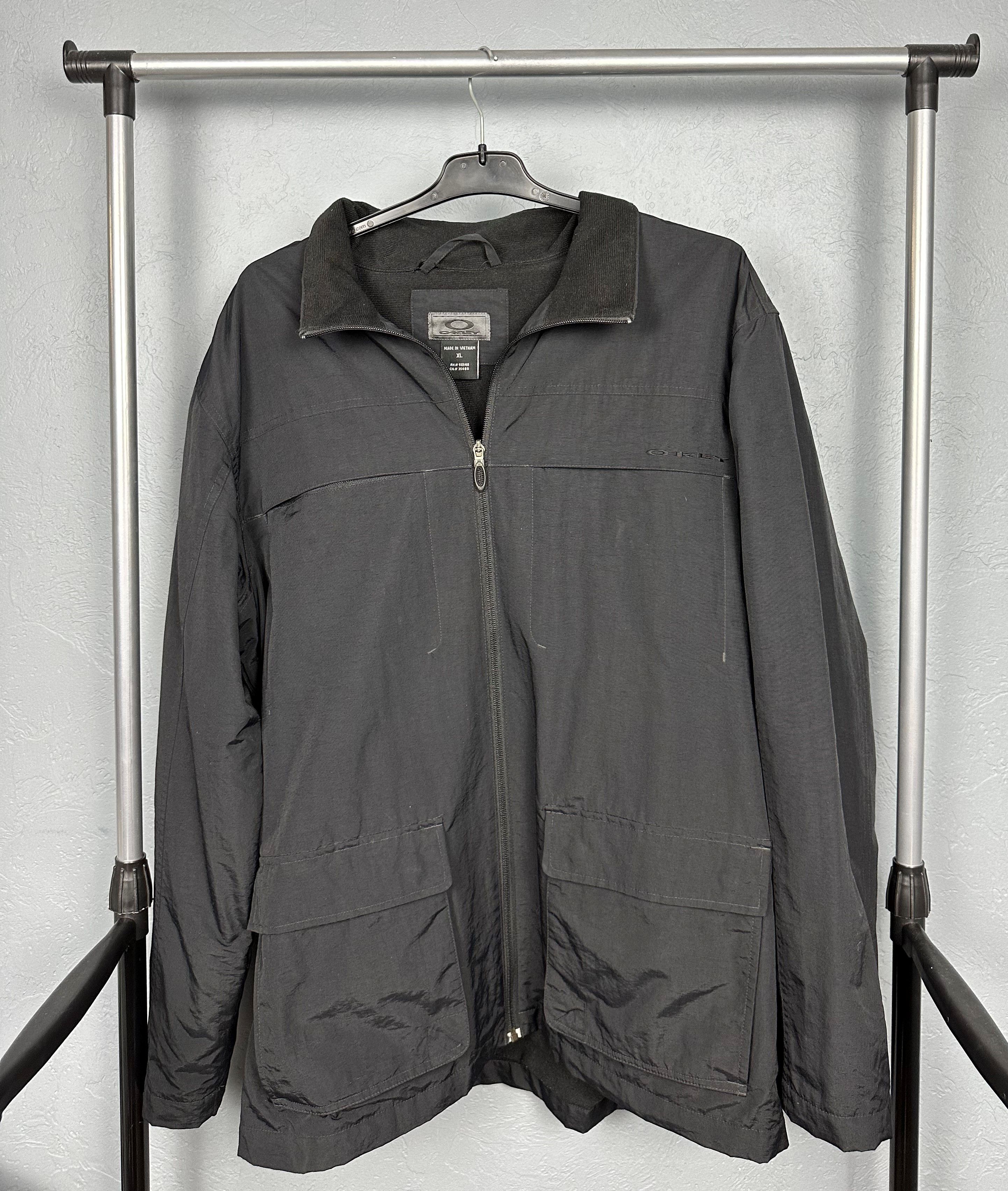 ジャケット・アウター 90s OAKLEY technical nylon jacket y2k RARE 90s Oakley G Software Tech Utility Nylon Jacket Black Vent