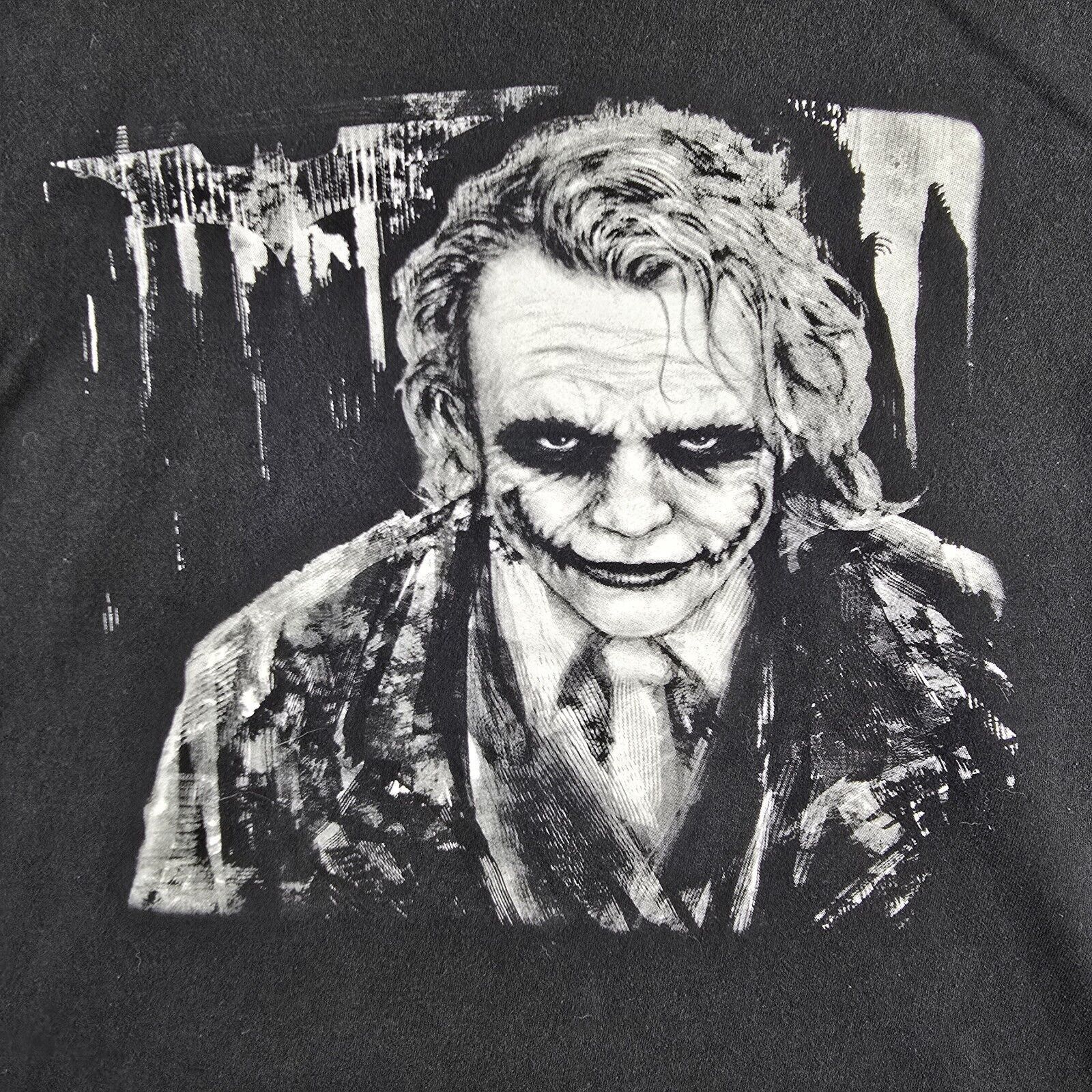 Other Vintage Joker Shirt Medium Batman Dark Knight Heath Ledger Size US M / EU 48-50 / 2 - 4 Thumbnail