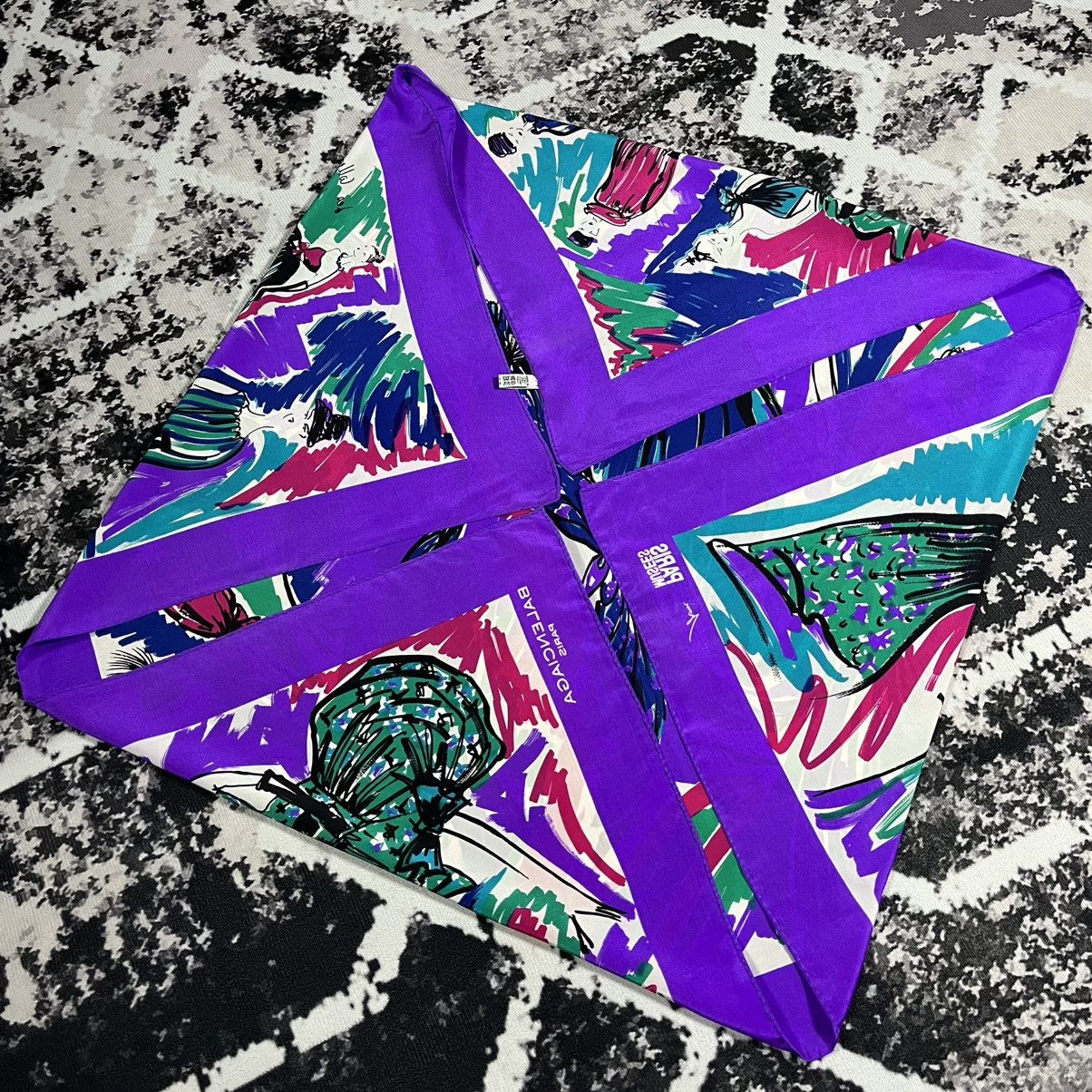 Balenciaga Balenciaga Abstract Design Silk Scarf Size ONE SIZE - 9 Thumbnail