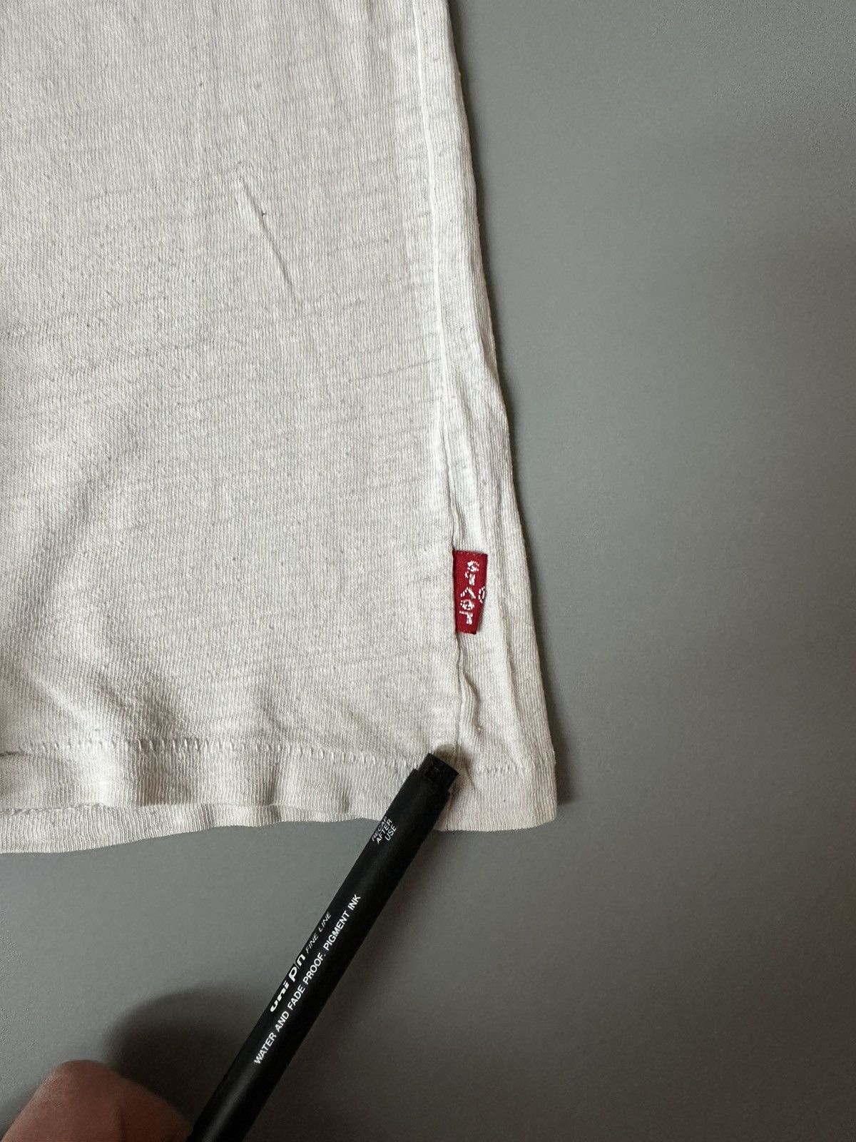 Levi's Levi’s 00s vintage RARE art tee , L, fits M , 8/10 Size US L / EU 52-54 / 3 - 11 Thumbnail