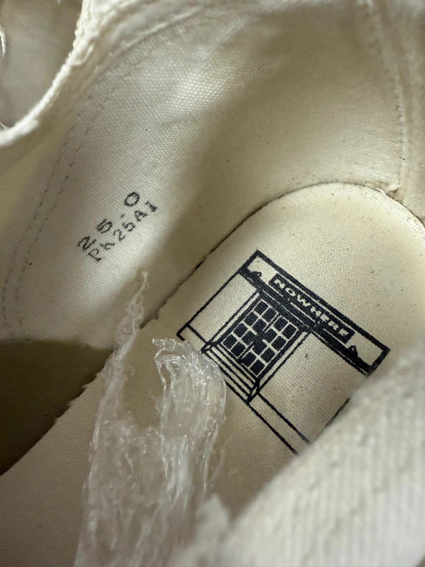 Undercover UNDERCOVER x bape nowhere man White Camo Sneakers K20 Size US 7 / EU 40 - 6 Thumbnail