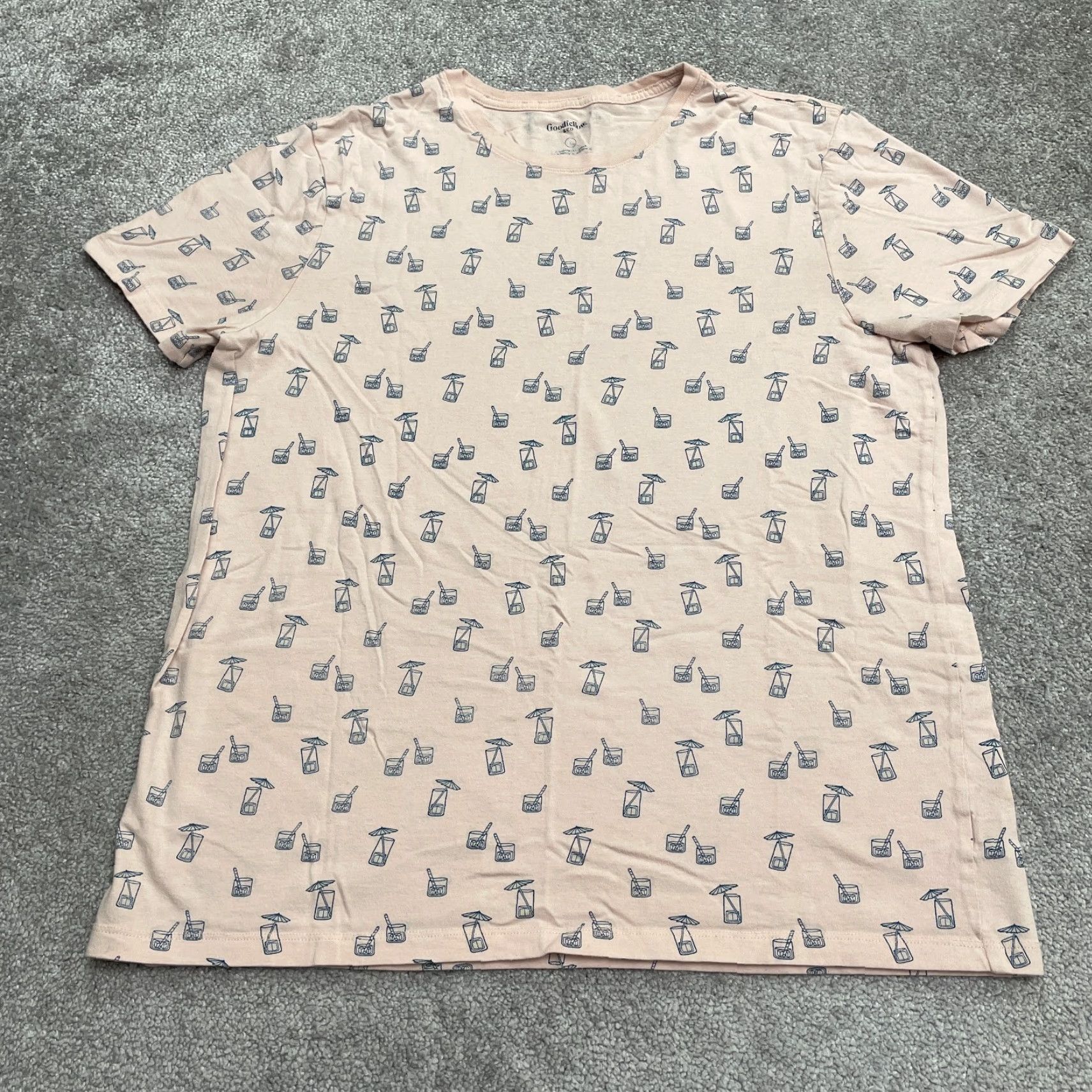 Vintage Goodfellow Graphic Cocktail T-Shirt Mens Large Pink All Over Print Cotton Casual Size US L / EU 52-54 / 3 - 2 Thumbnail