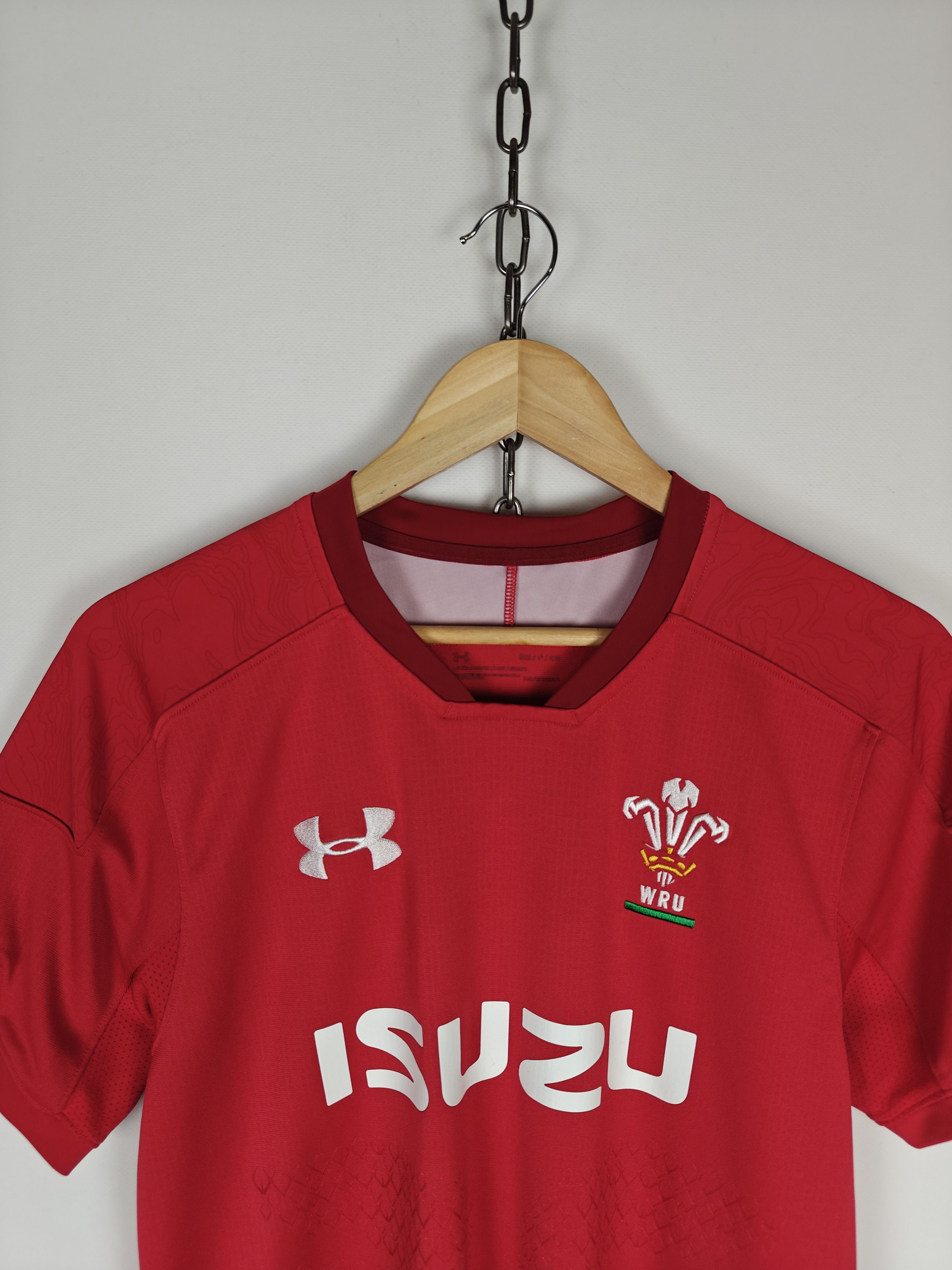 Under Armour Under Armour Wales Rugby Union WRU Home Jersey Isuzu S Size US S / EU 44-46 / 1 - 2 Thumbnail