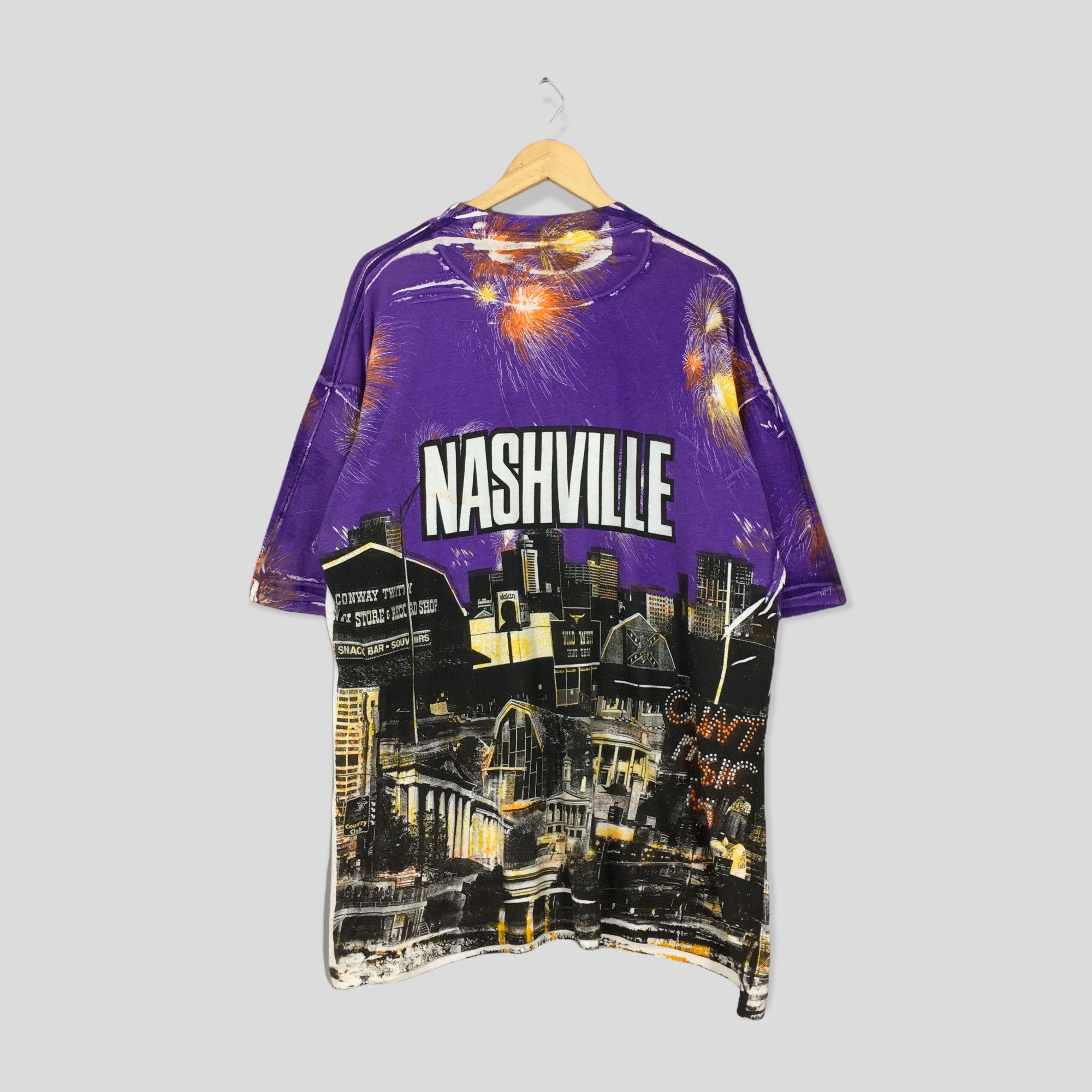 Other Vintage Nashville Tennessee City Overprint Tshirt XLarge Size US XL / EU 56 / 4 - 6 Thumbnail