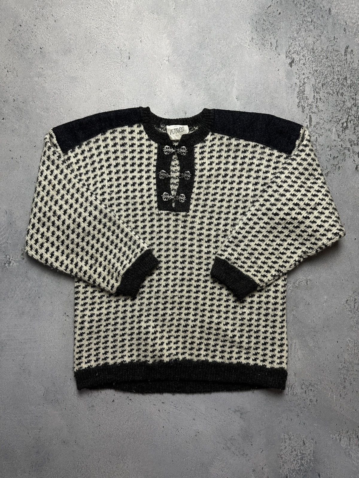 Dale Of Norway Norwegian wool Fjord Pure New Wool Cardigan Knit Vintag 90s Size US L / EU 52-54 / 3 - 1 Thumbnail
