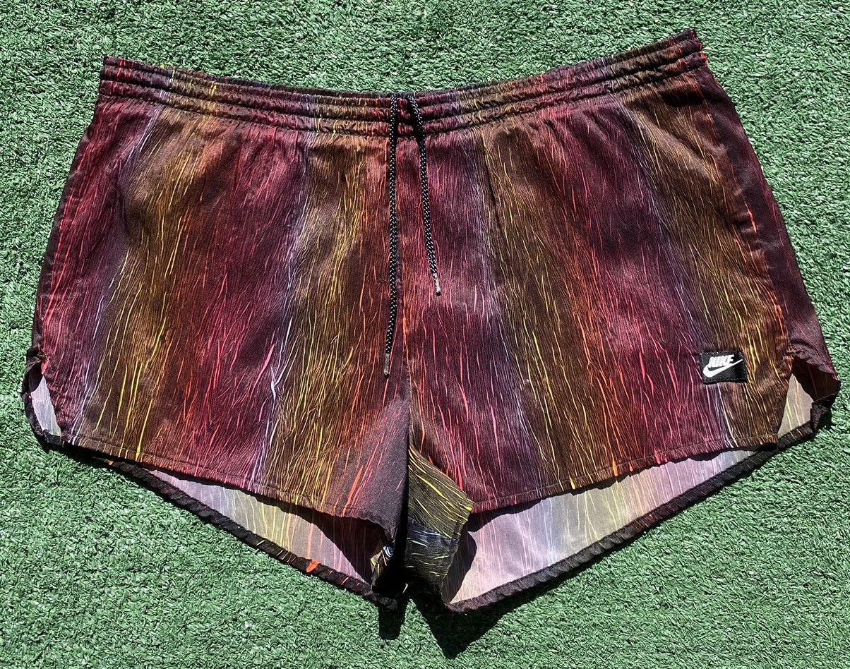 Nike Rare Vintage 90’s Nike Ribbed Rainbow Sprinter Shorts Large Size US 36 / EU 52 - 1 Thumbnail