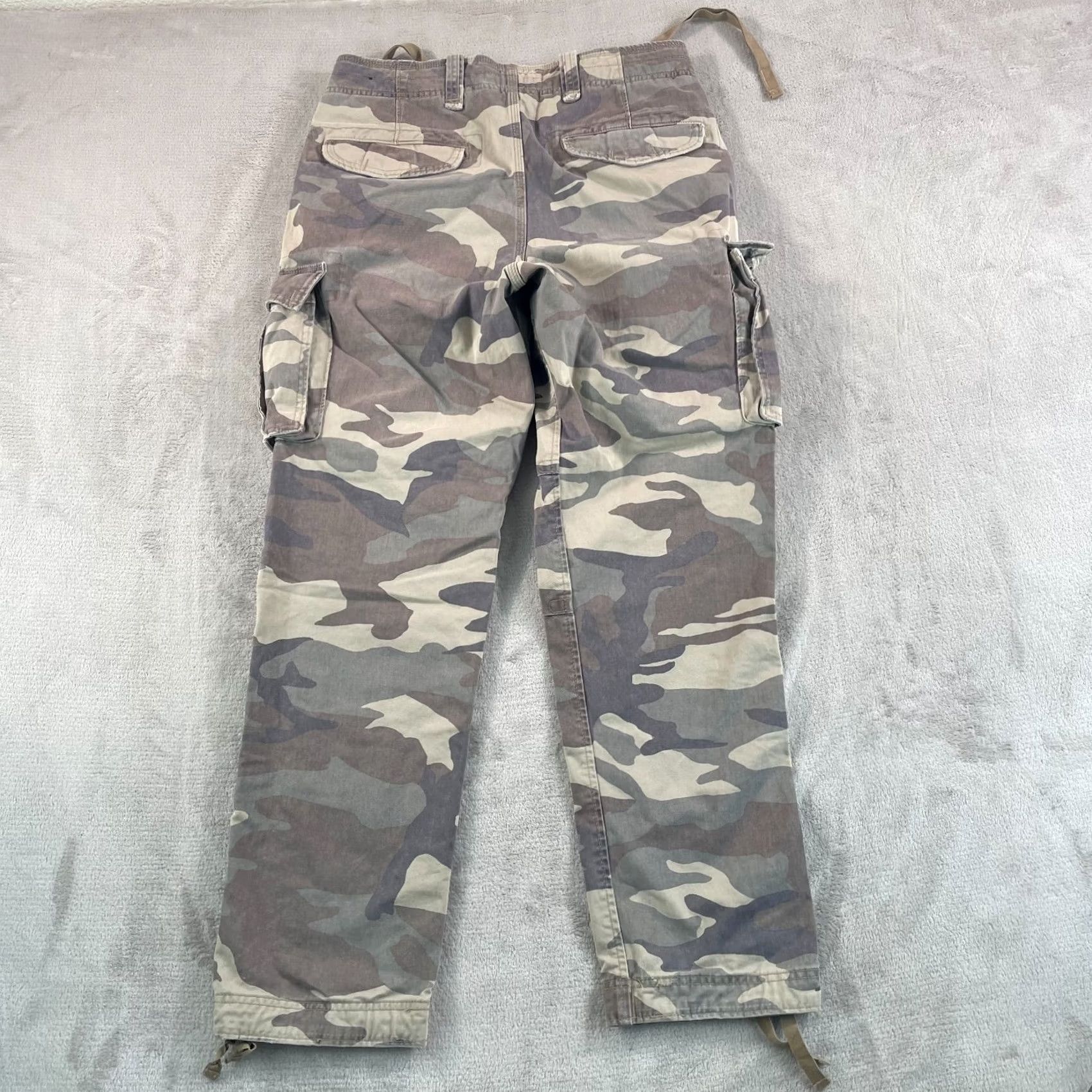 Abercrombie & Fitch VINTAGE Abercrombie & Fitch Cargo Pants Men 32x31 Camouflage Fatigue Cargo Pocket Straight Men Size US 32 / EU 48 - 4 Thumbnail