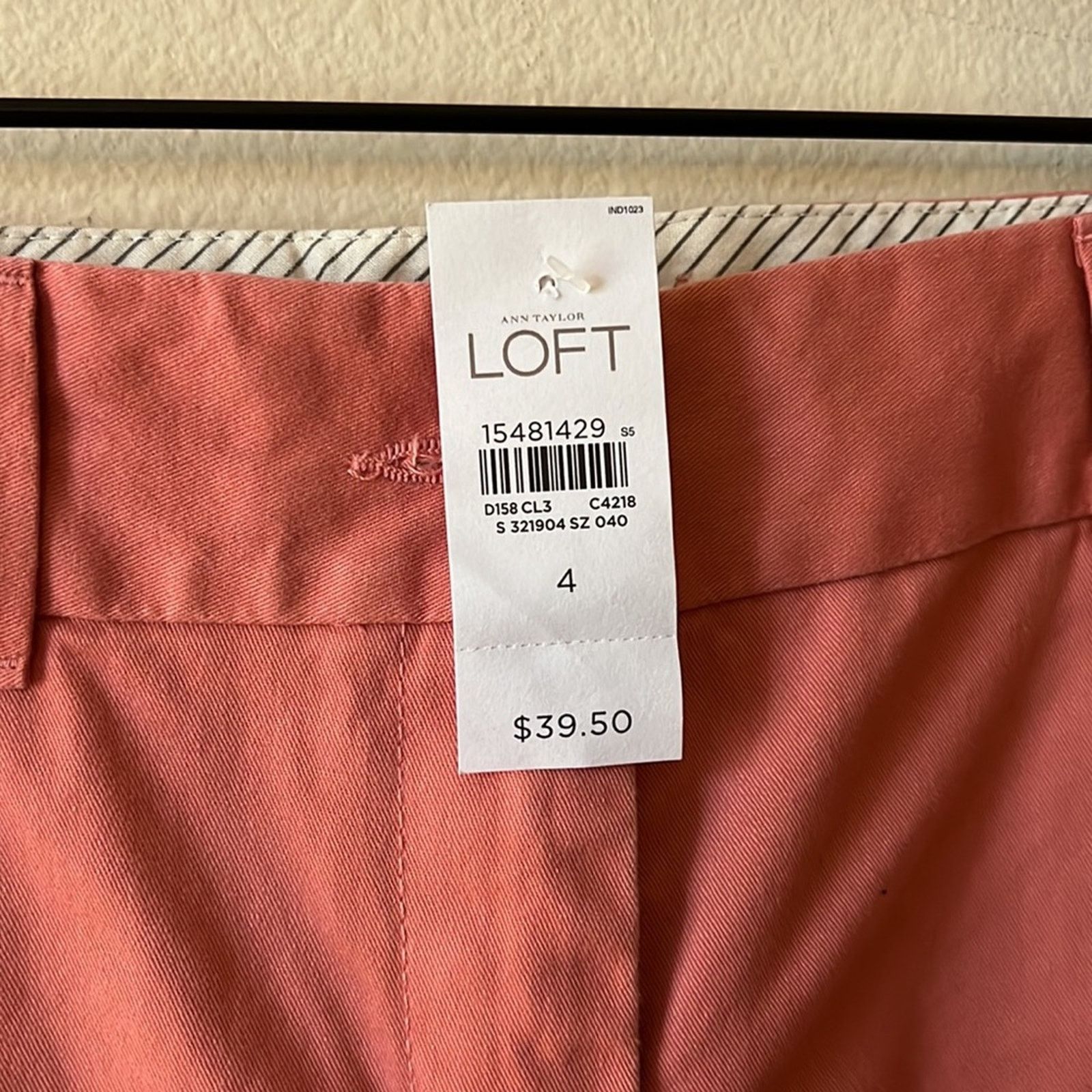 Loft LOFT Chino 4” Inseam Cotton Shorts Size 4 Size 27" / US 4 / IT 40 - 7 Thumbnail