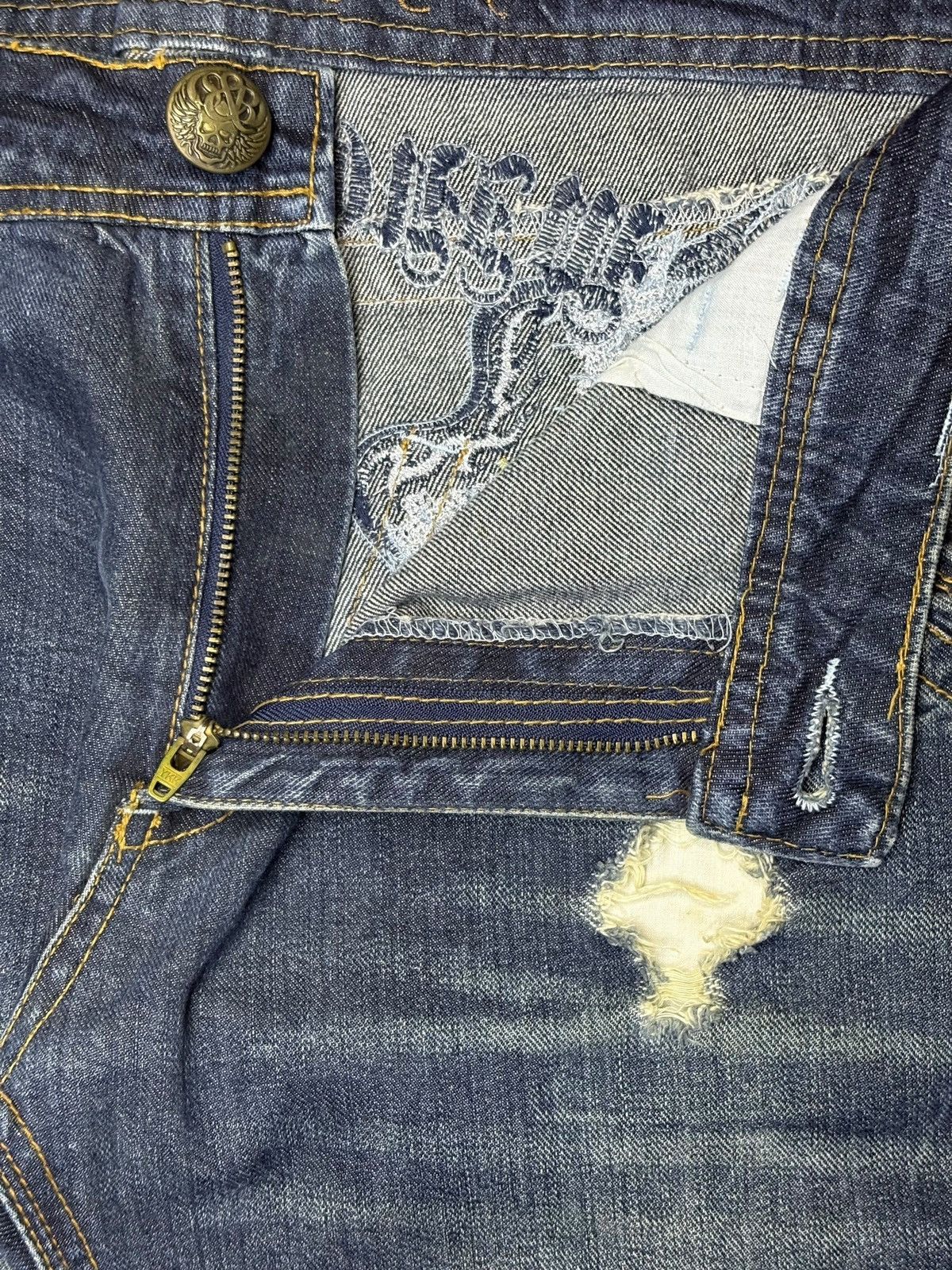Japanese Brand Vintage Japanese Brand Mud Wash Distressed Flare Jeans Size 34" / US 12 / IT 48 - 9 Thumbnail