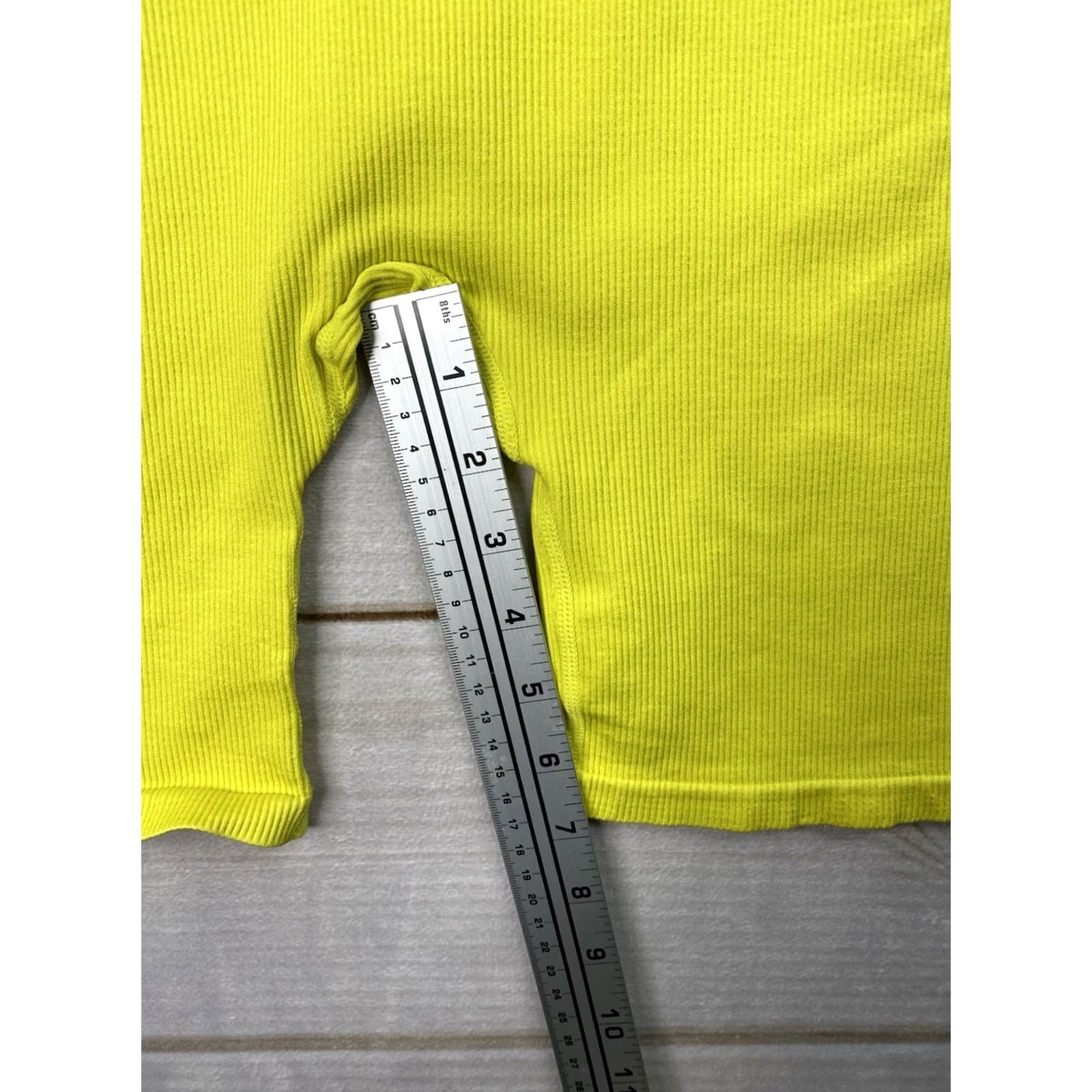 Vintage Wild Fable Yellow Crop Top Shorts XXL Workout Set Halter Ribbed Knit Gym Womens Size XXL / US 16-18 / IT 52-54 - 6 Thumbnail