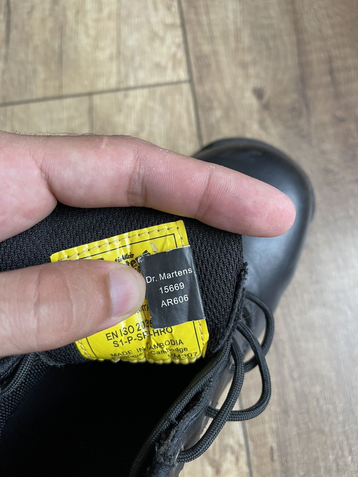 Dr. Martens Dr Martens Steel Toe Anti Static Industrial Leather Shoes Size US 10 / EU 43 - 21 Thumbnail