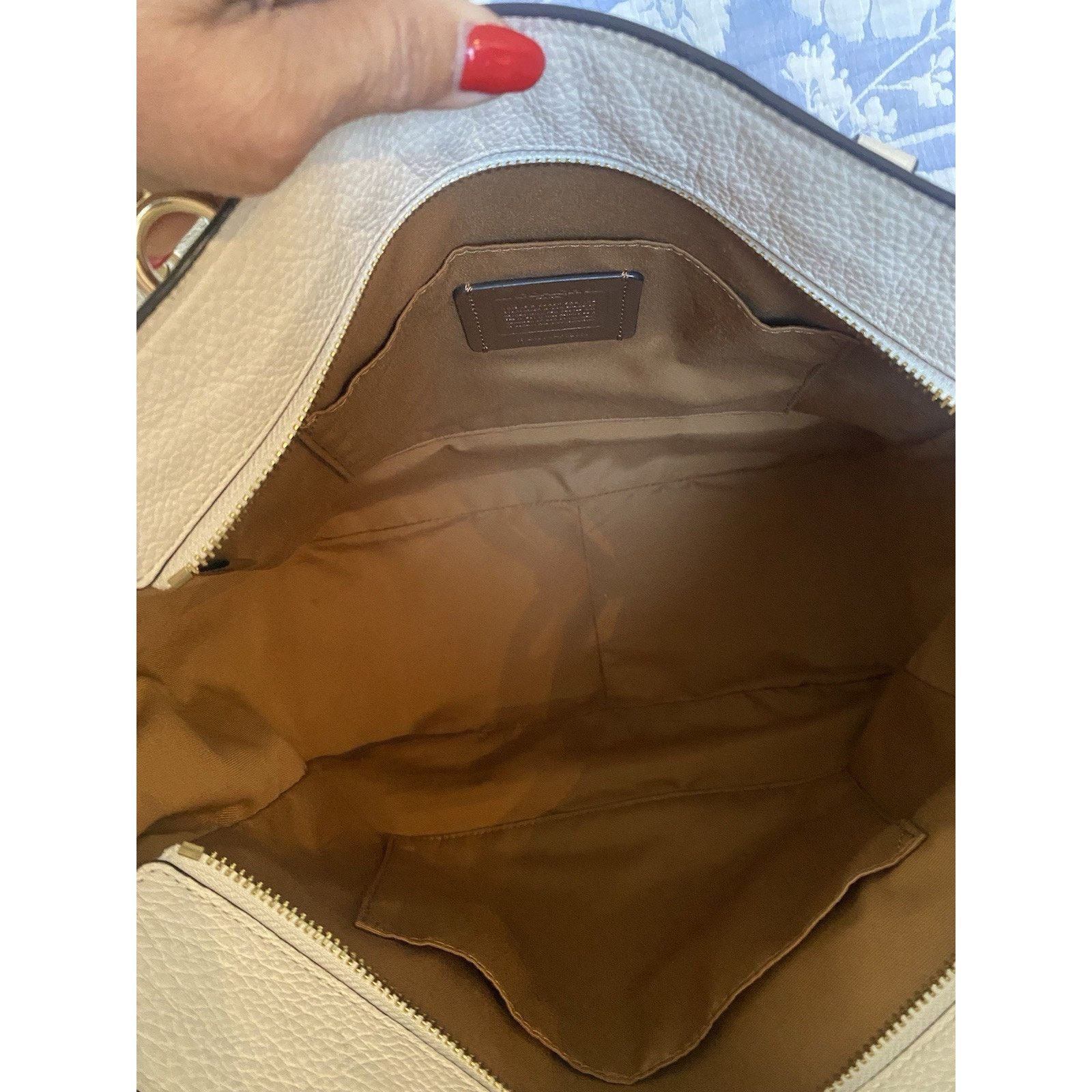 Coach Coach Elle Chain Tote Bag sz med Leather Size ONE SIZE - 7 Thumbnail