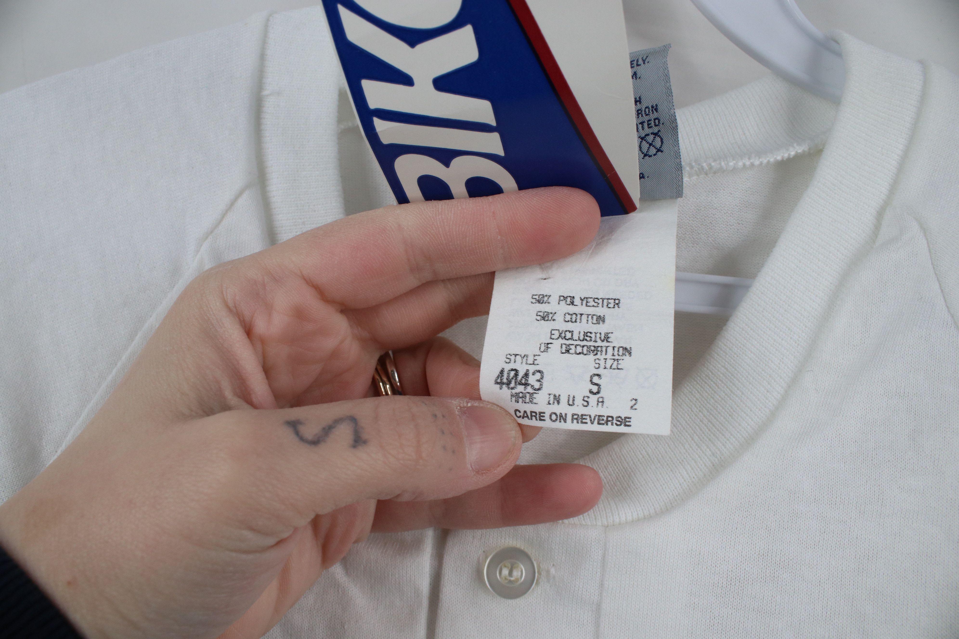 Vintage Deadstock Vintage 80s 90s Streetwear Henley T-Shirt USA Size US S / EU 44-46 / 1 - 12 Thumbnail
