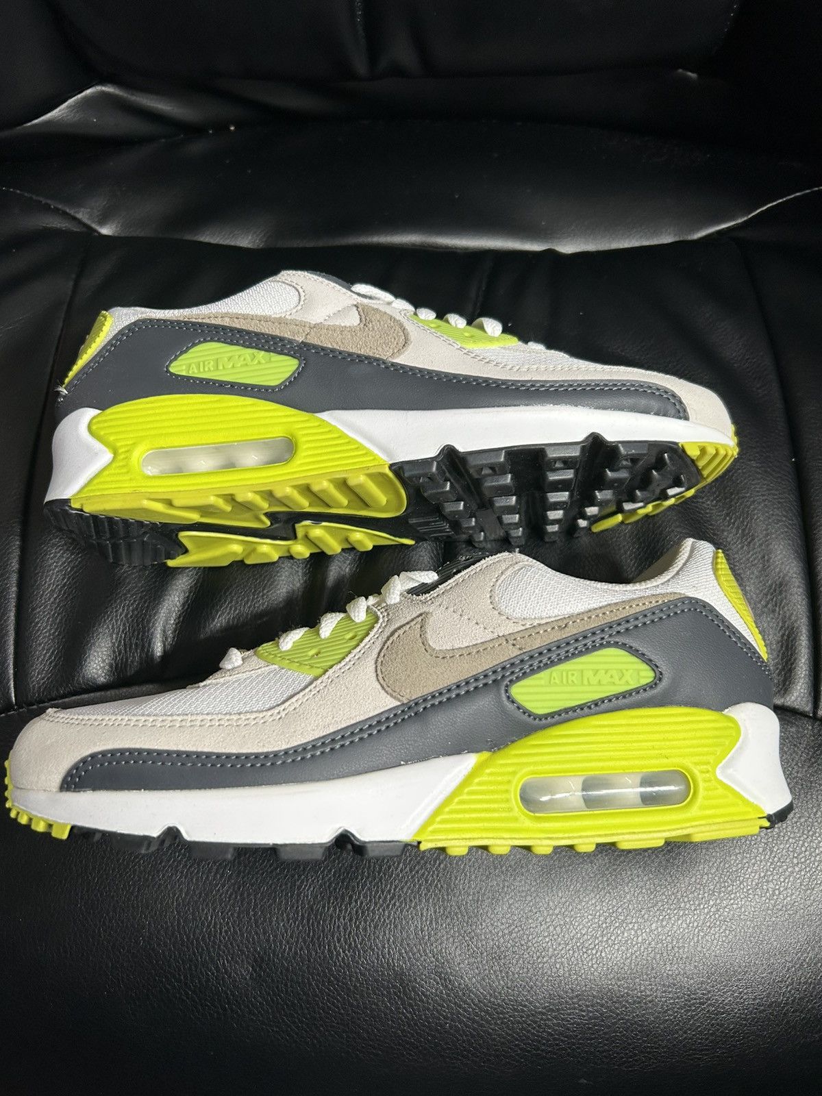 Nike 8M/9.5W Nike Air Max 90 Cyber DM0029 107 New no box Size US 8 / EU 41 - 4 Thumbnail