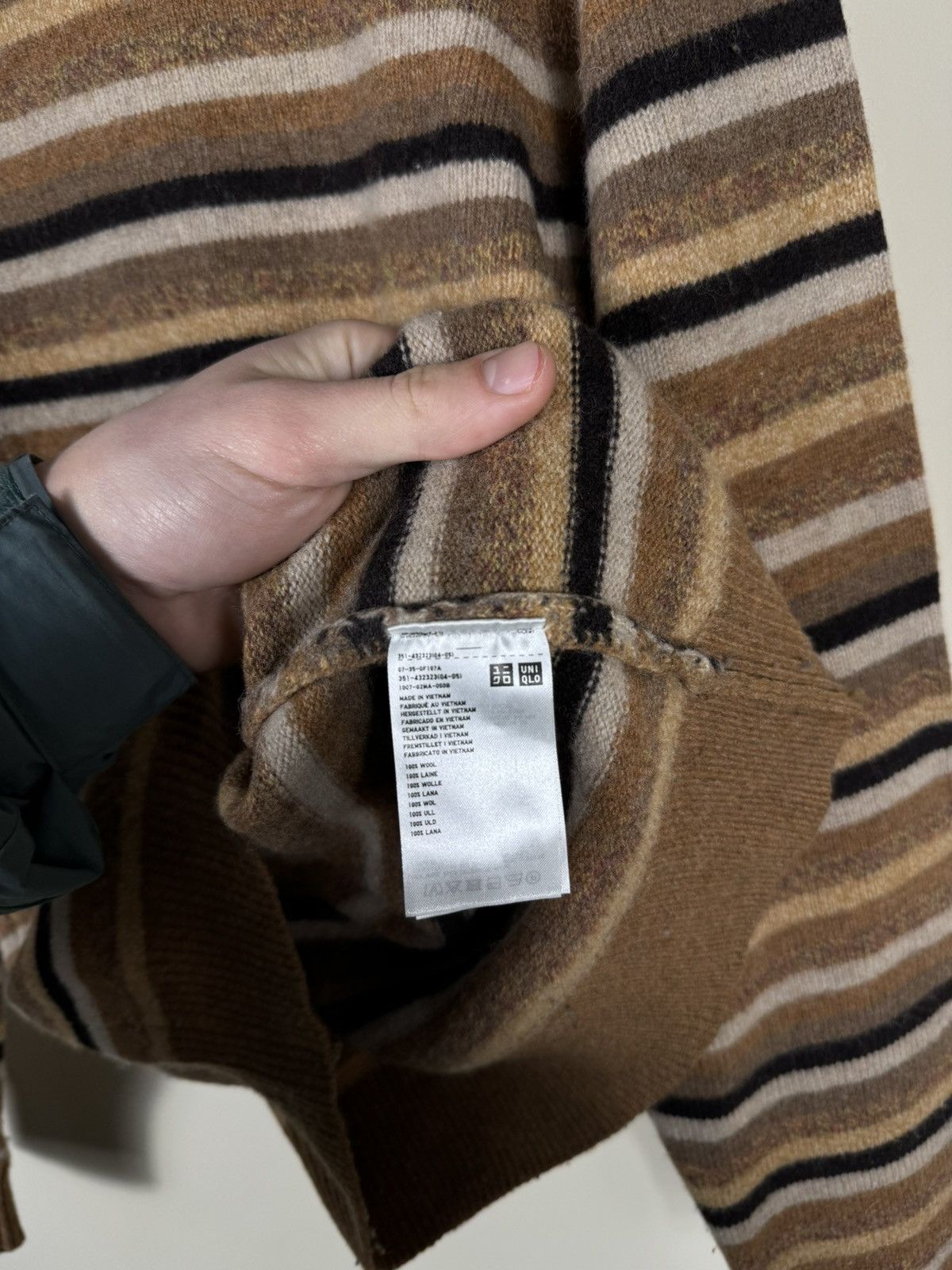 JW Anderson × Japanese Brand × Uniqlo JW ANDERSON x Uniqlo Stripped Multicolor Sweater Size US M / EU 48-50 / 2 - 4 Thumbnail