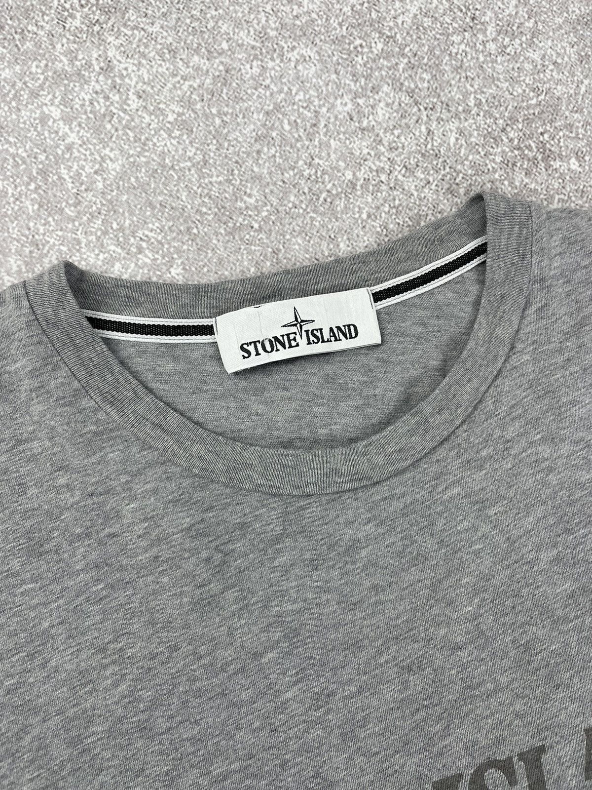 Stone Island Stone Island Reflective Logo T-Shirt Size US S / EU 44-46 / 1 - 4 Thumbnail