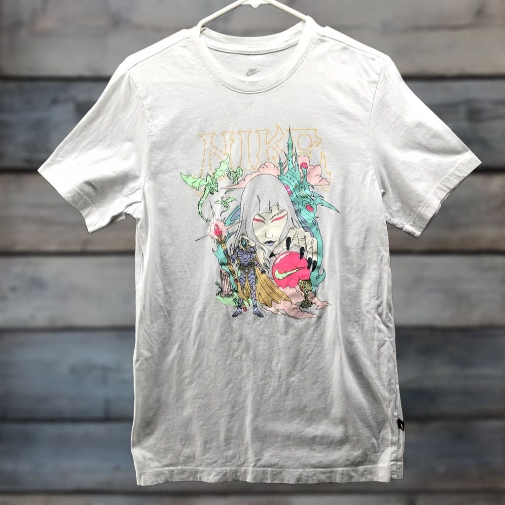 Nike Nike Fantasy Graphic T-Shirt Mens S White Sorceress Dragon Castle Cotton Tee Size US S / EU 44-46 / 1 - 1 Thumbnail