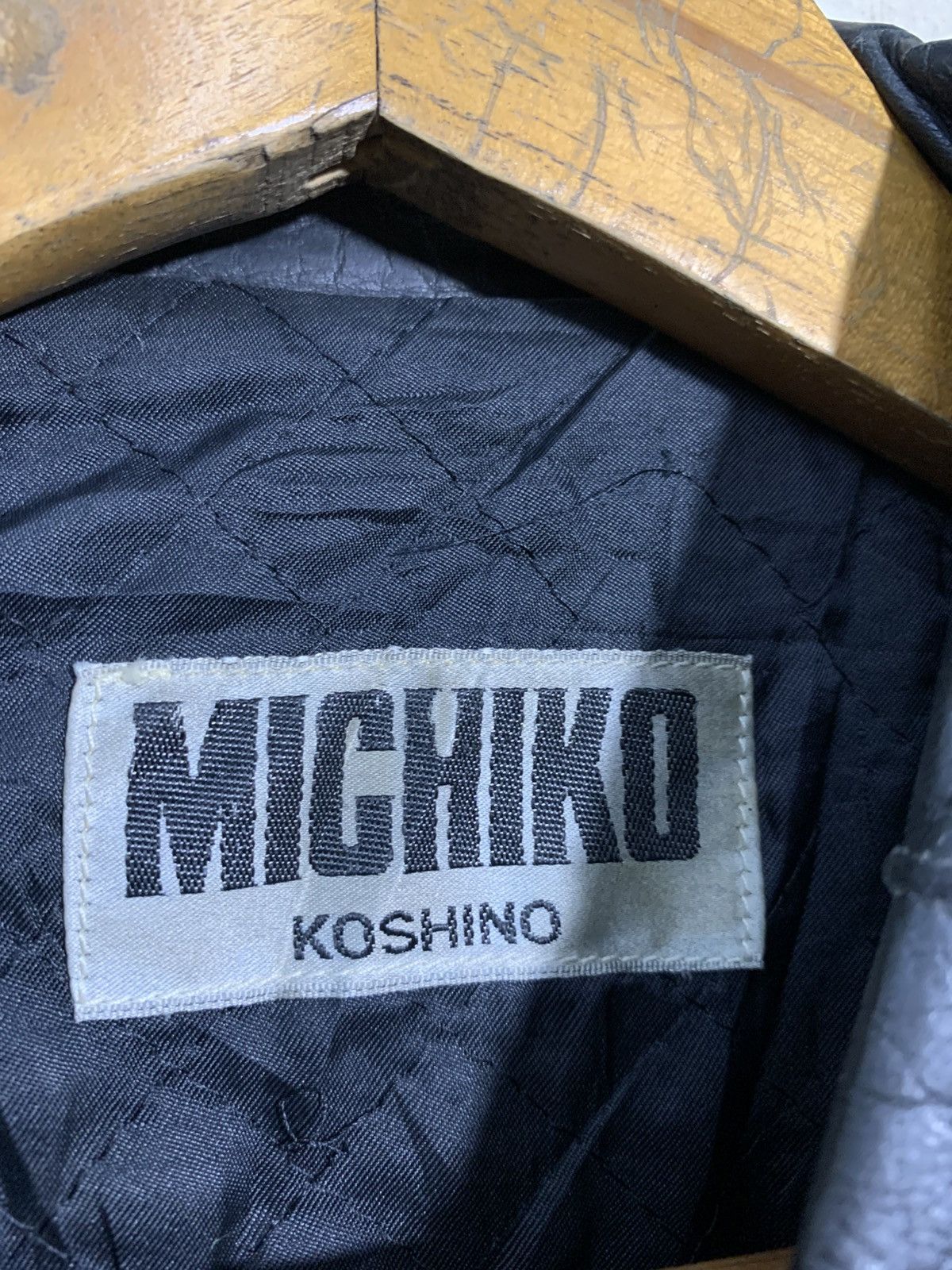 Michiko Koshino London 🔥VTG MICHIKO LONDON KOSHINO FORMULA 1 LEATHER JACKET Size US L / EU 52-54 / 3 - 8 Thumbnail
