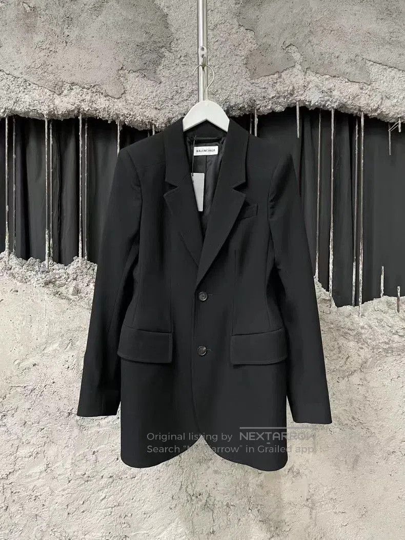 Balenciaga Balenciaga Pure Black Hourglass Blazer. Size US S / EU 44-46 / 1 - 1 Thumbnail