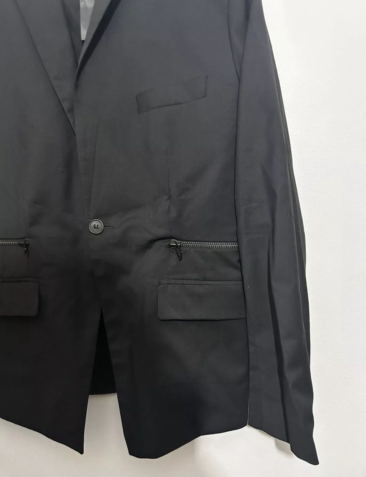 Concepts d'Odeur Mens Odeur Designer Black Blazer, Cool Wool, Size Large. Size 42R - 2 Thumbnail