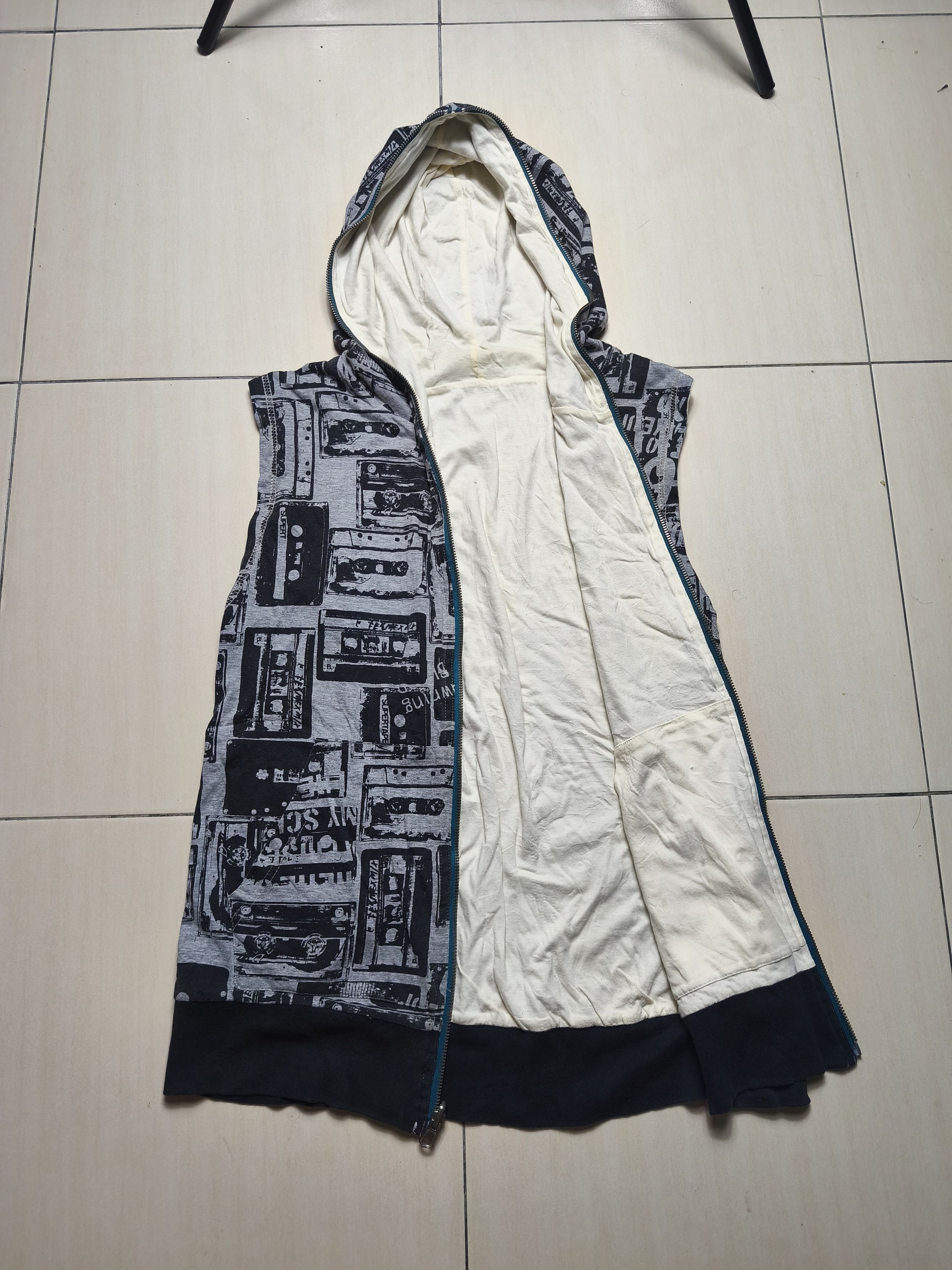 Japanese Brand Quash full zip sleeve less hoodie reversible full print L Size US L / EU 52-54 / 3 - 4 Thumbnail