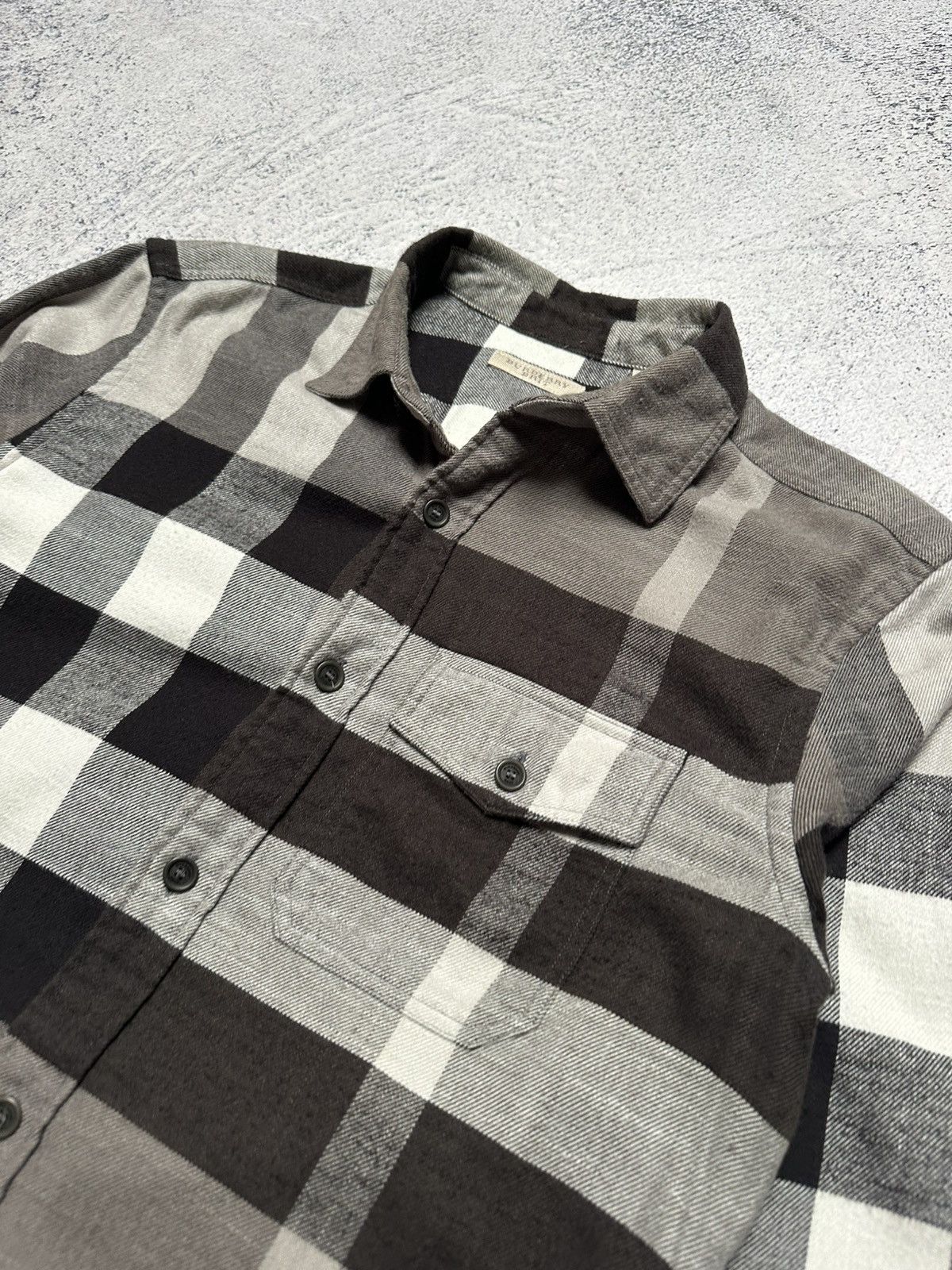 Burberry Burberry Brit Gray Shirt Nova Check Long Sleeve Tartan Shirt Size US S / EU 44-46 / 1 - 8 Thumbnail
